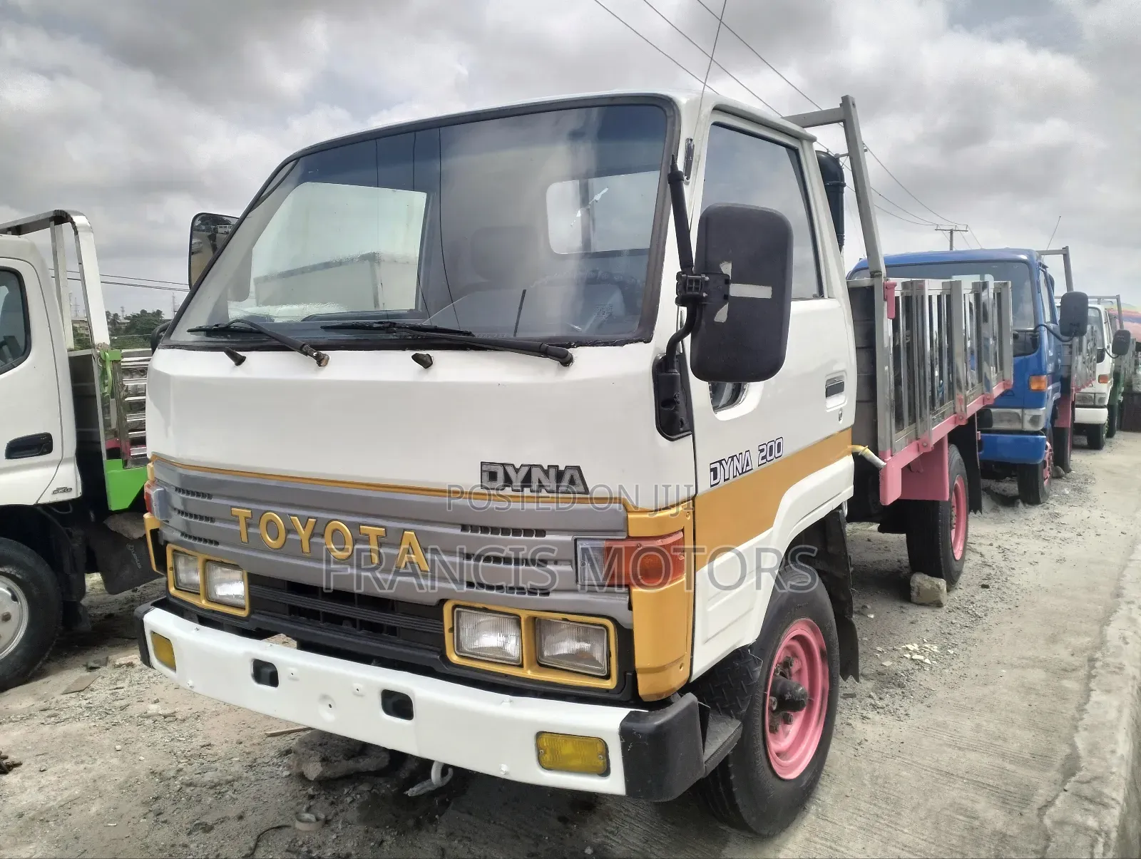 Toyota Dyna 200