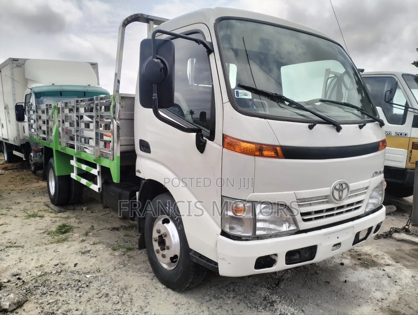 Toyota Dyna 200 Direct Hand