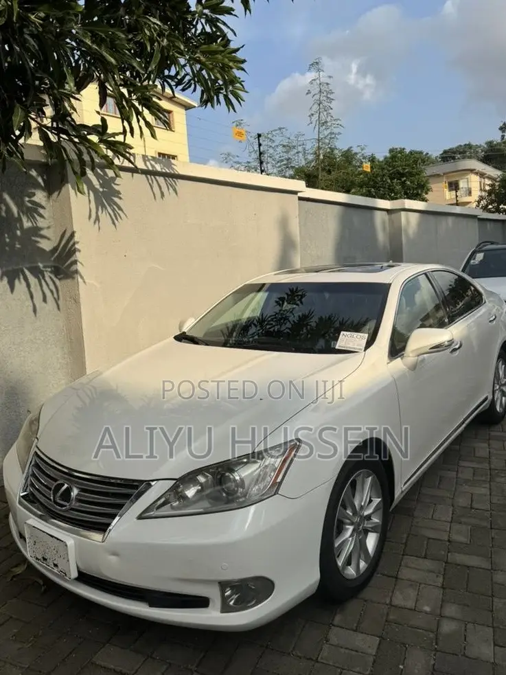 Lexus ES 350 2011 White
