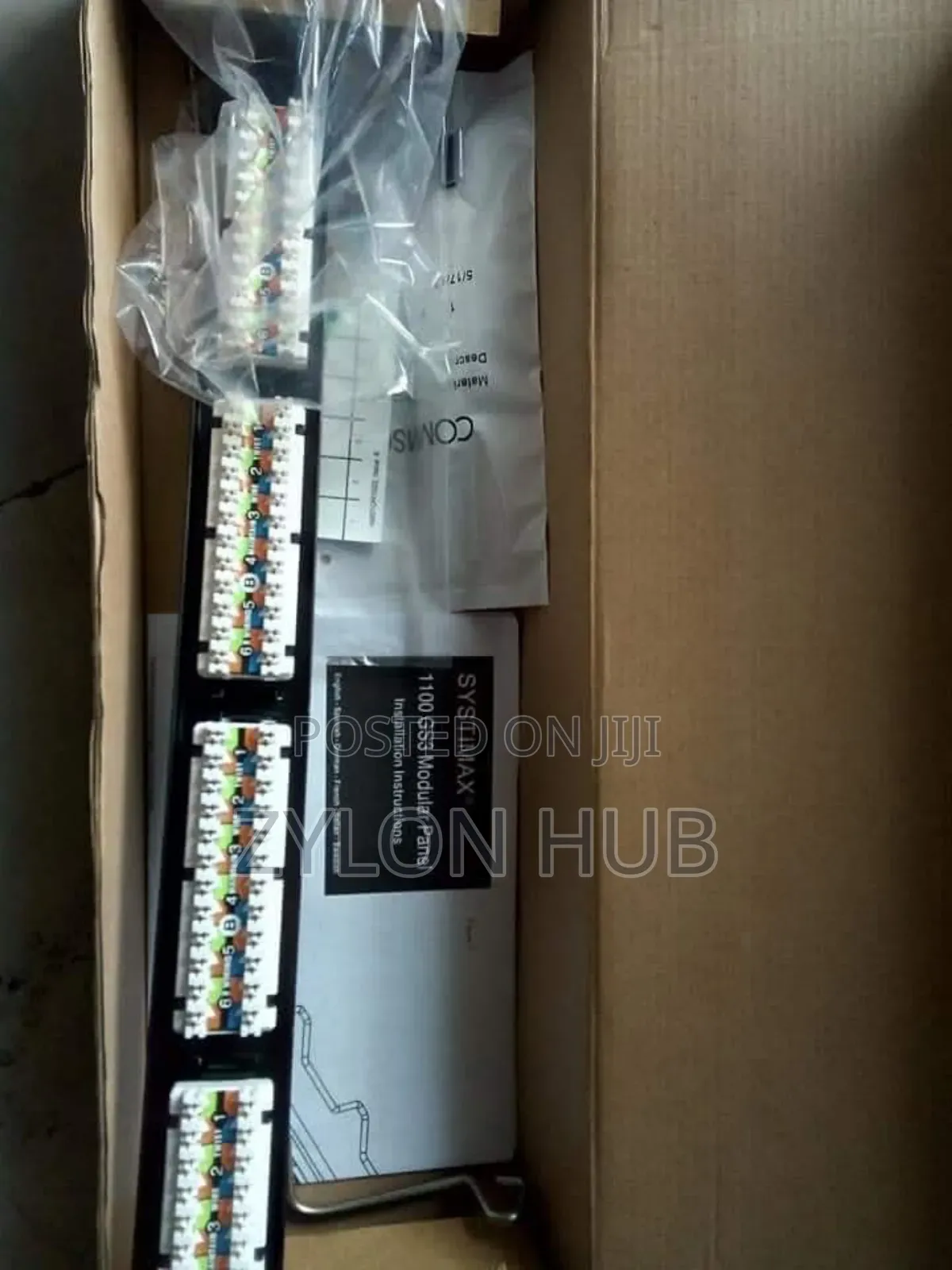 Commscope 24-Port 1 Ru Flat Rj45 Patch Panel for Systimax