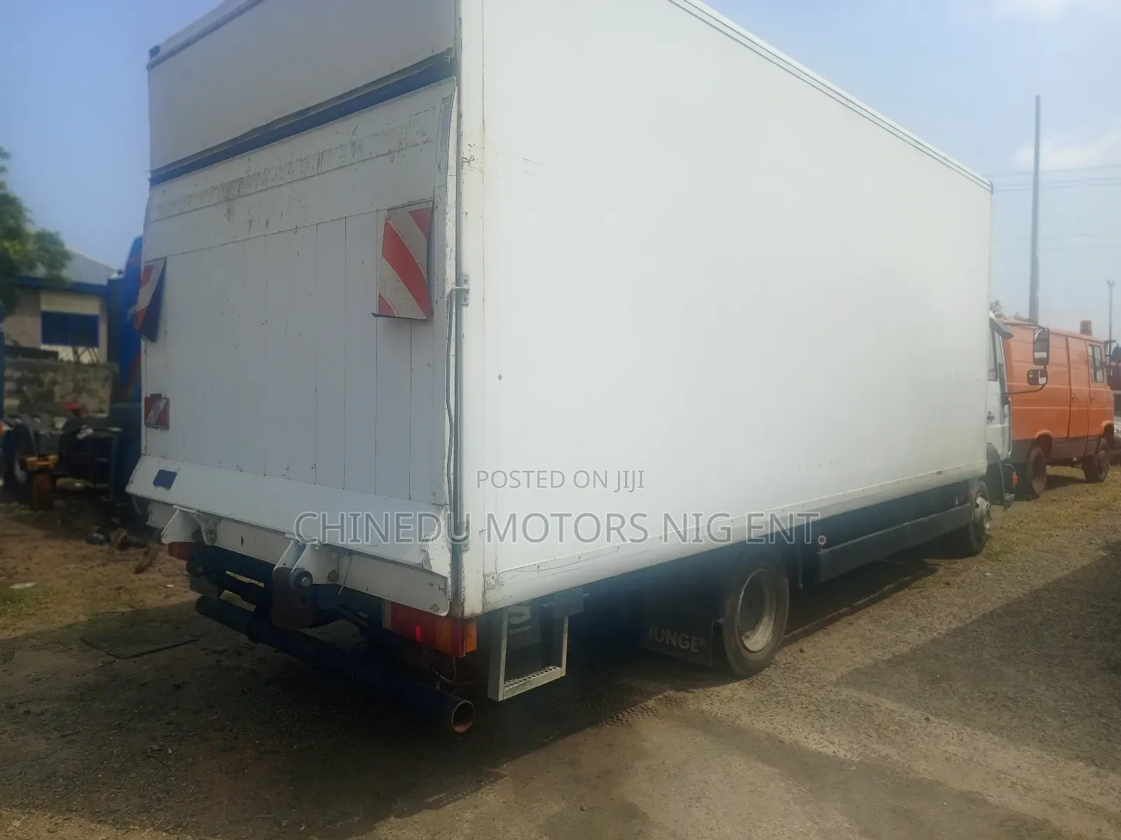 Man 8.163 Container Body