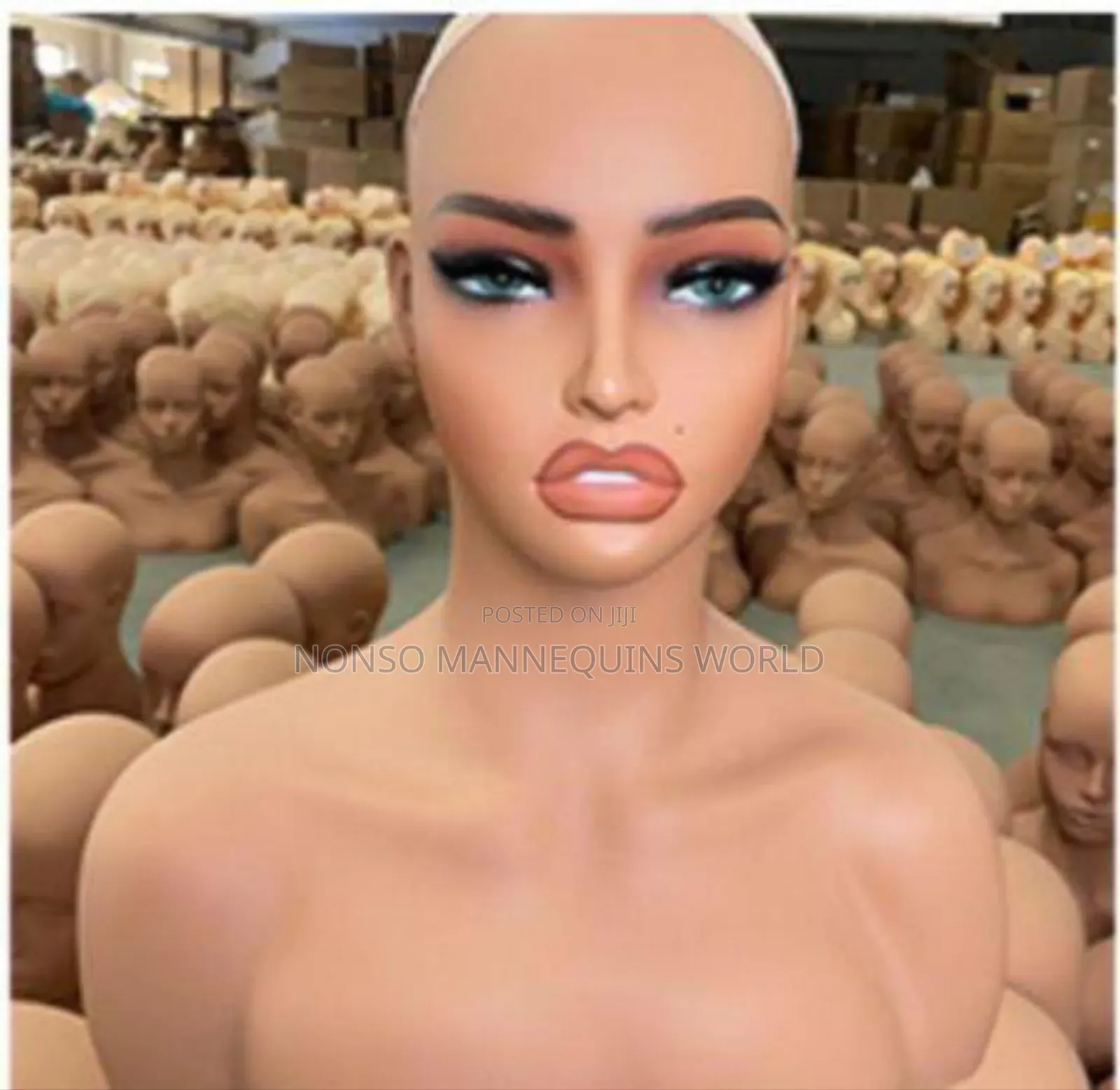 High Quality Fibre Female Mannequin Head With Shoulder