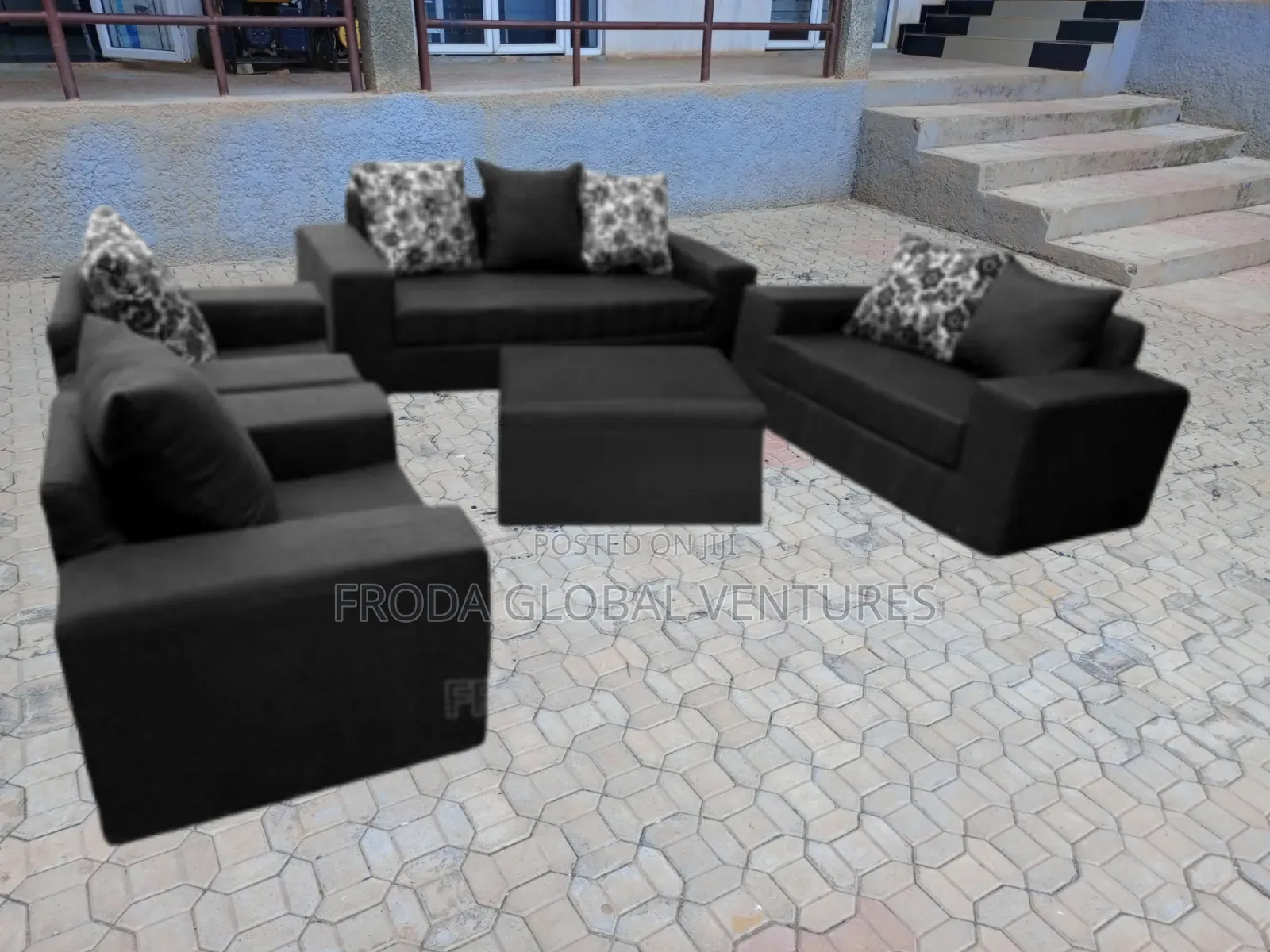 Quality Couch of 7 Seaters Sofa Chairs and Table. Ap12