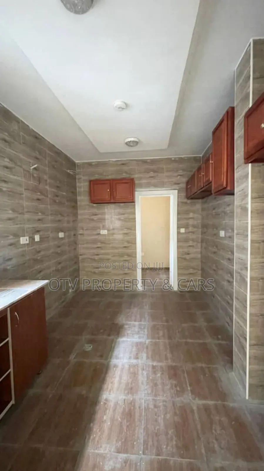 10 Units Apartments ( 8nos of 3 Bed 2nos of Penthouse)