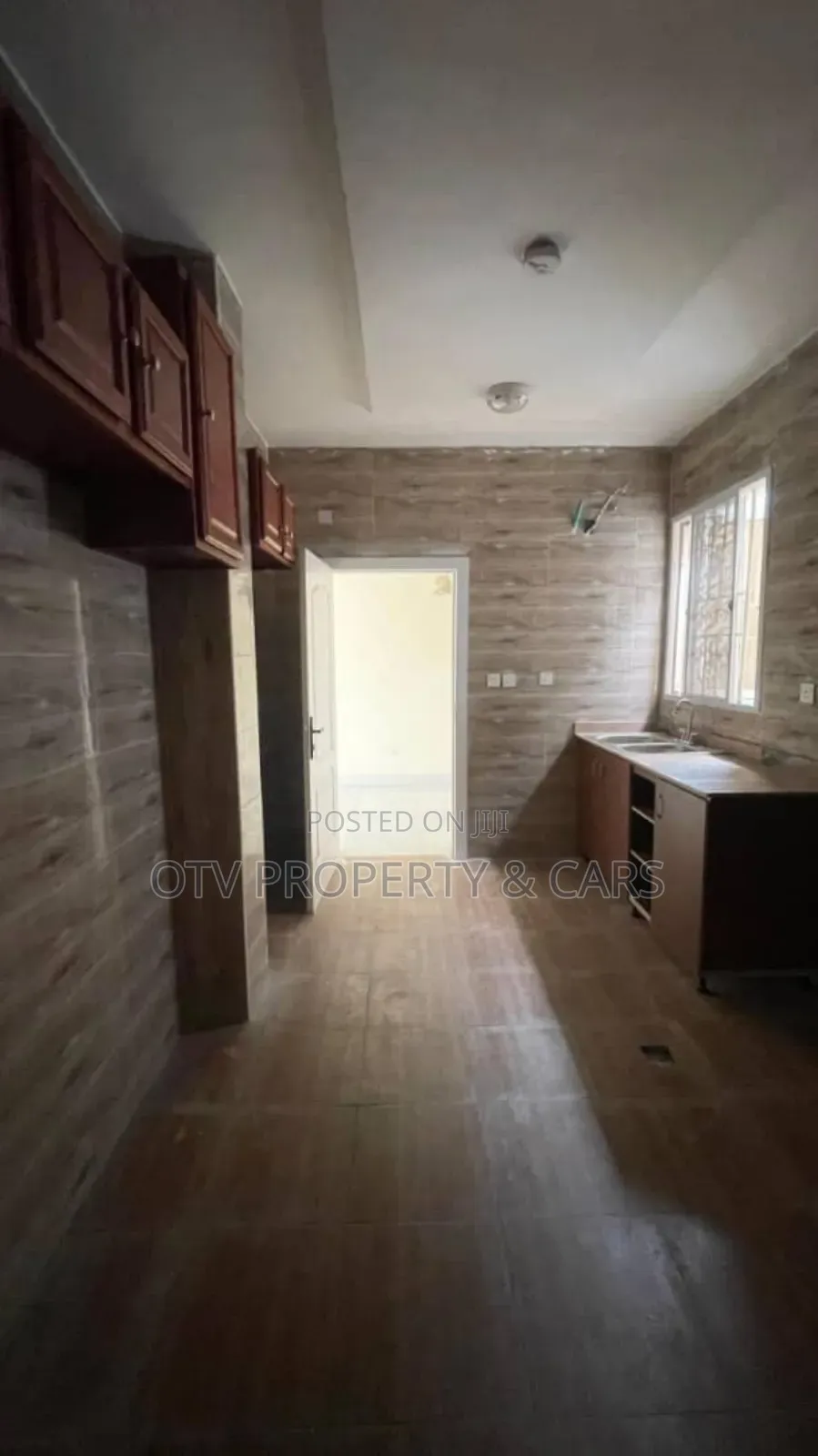 10 Units Apartments ( 8nos of 3 Bed 2nos of Penthouse)
