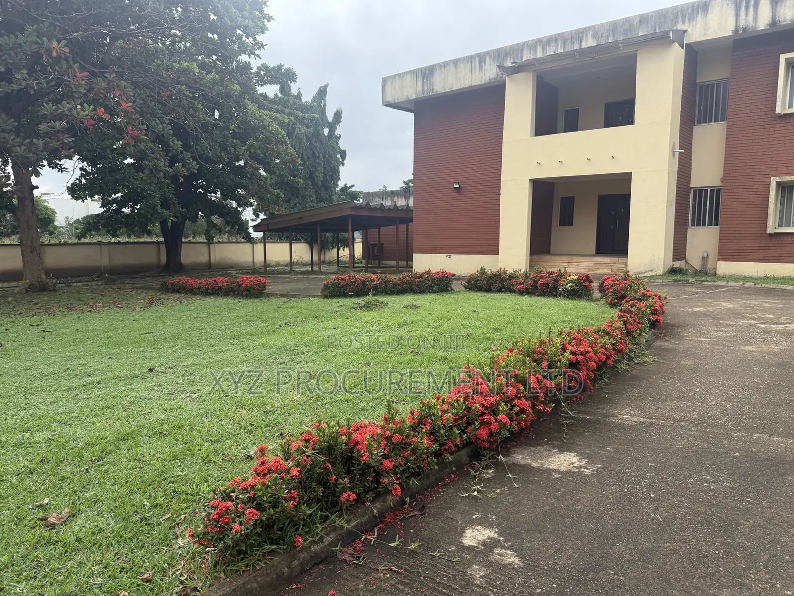 9bdrm Duplex in Aso Drive, Maitama for sale