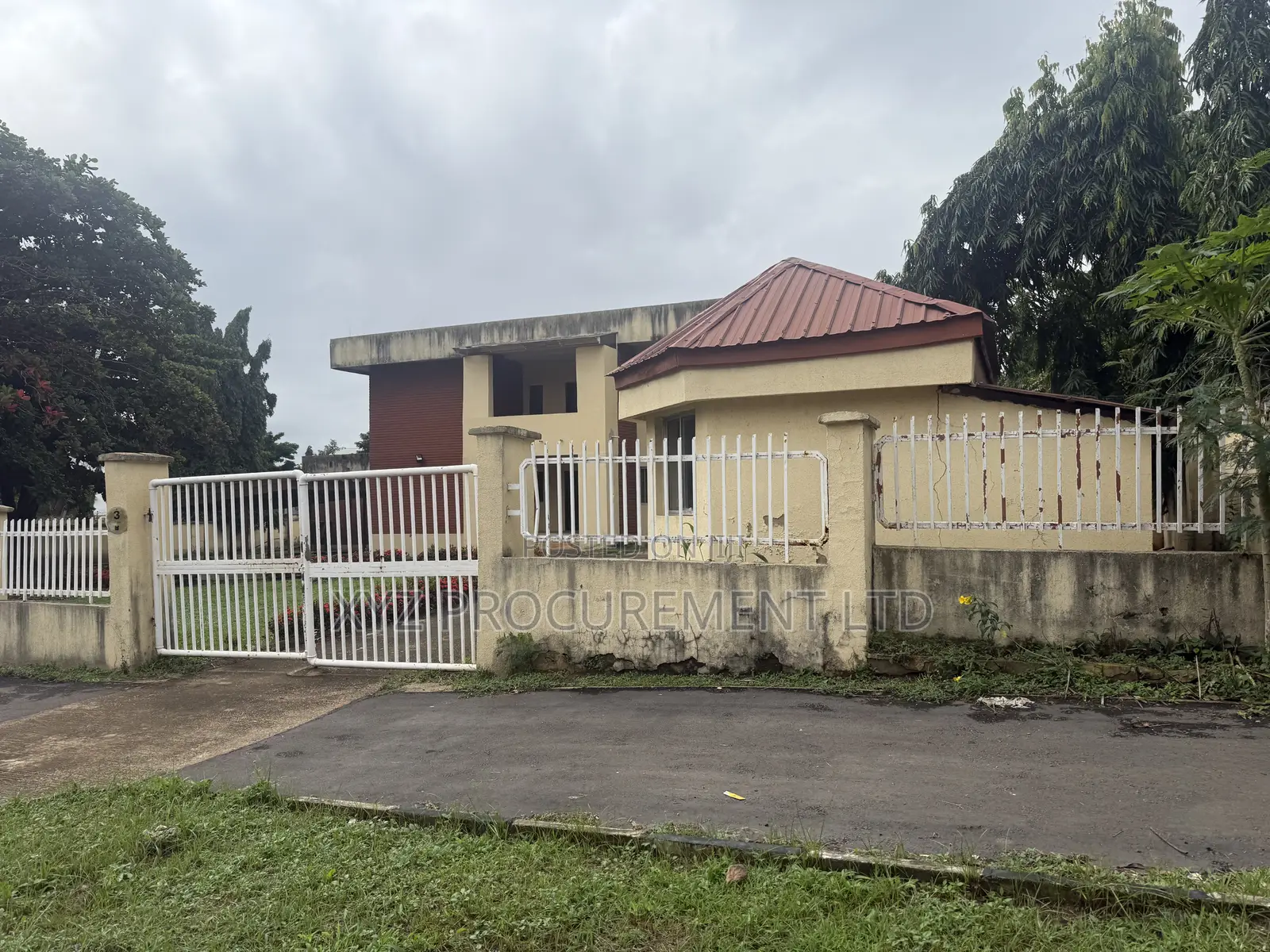 9bdrm Duplex in Aso Drive, Maitama for sale