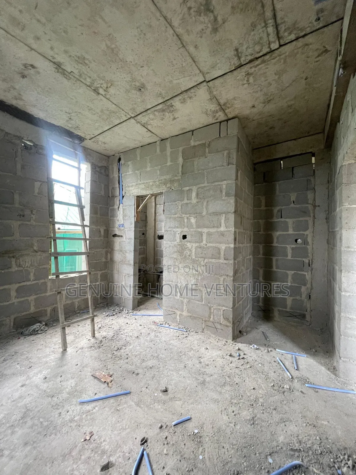 2bdrm Apartment in Surulere for sale