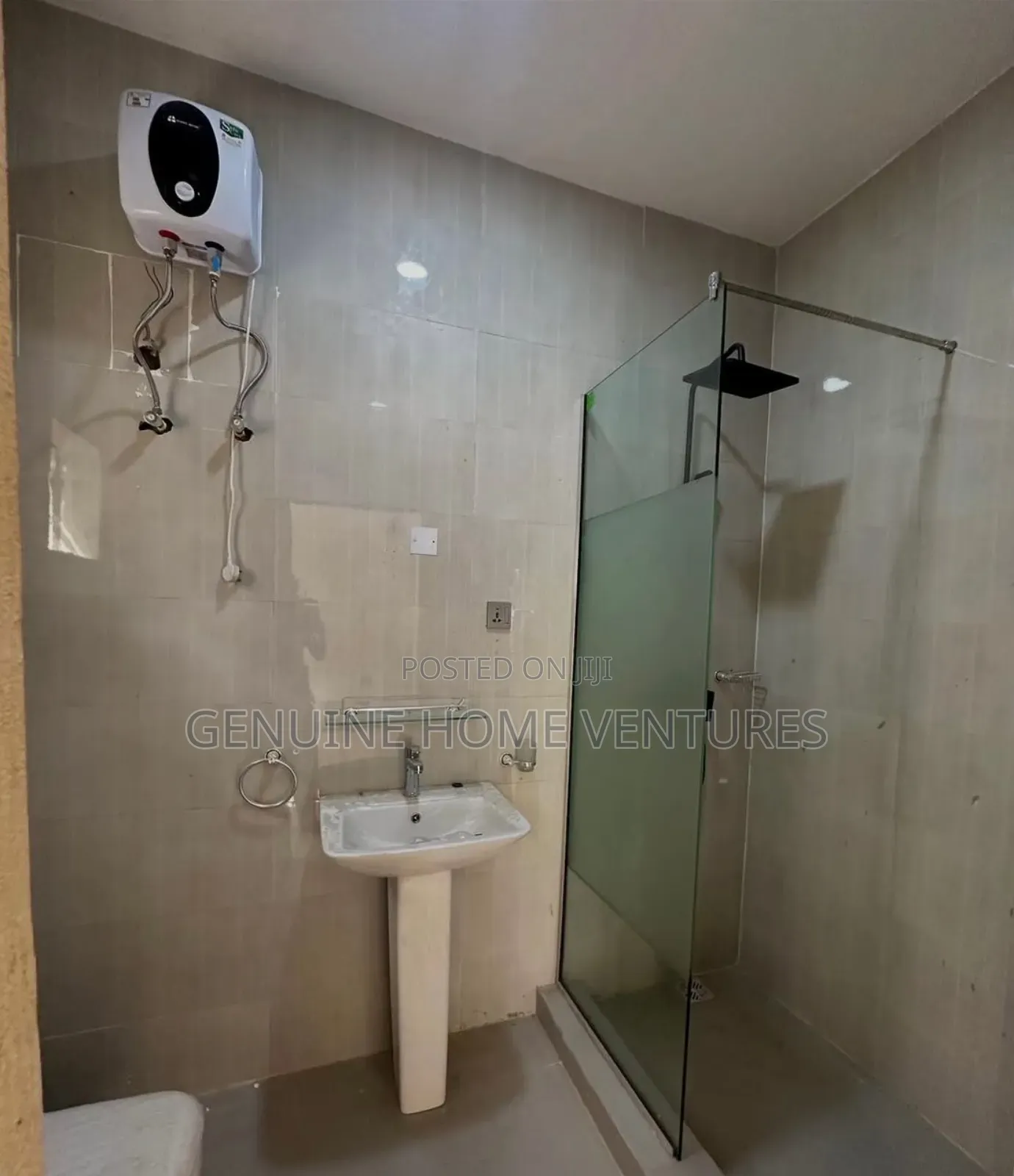 3bdrm Apartment in Obafemi Awolowo Way for sale
