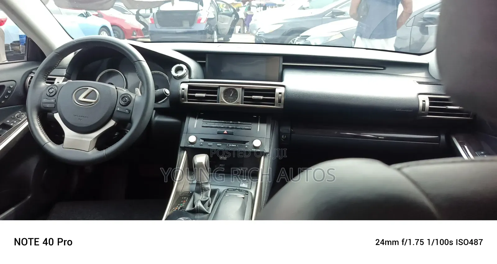 Lexus IS 2017 Silver