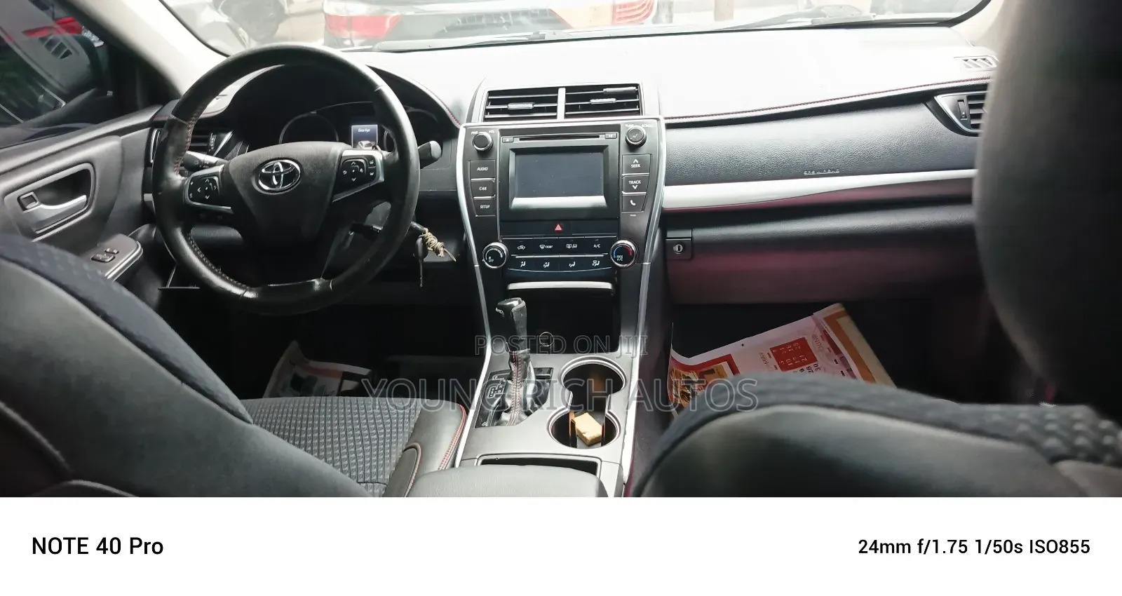 Toyota Camry 2016 Silver