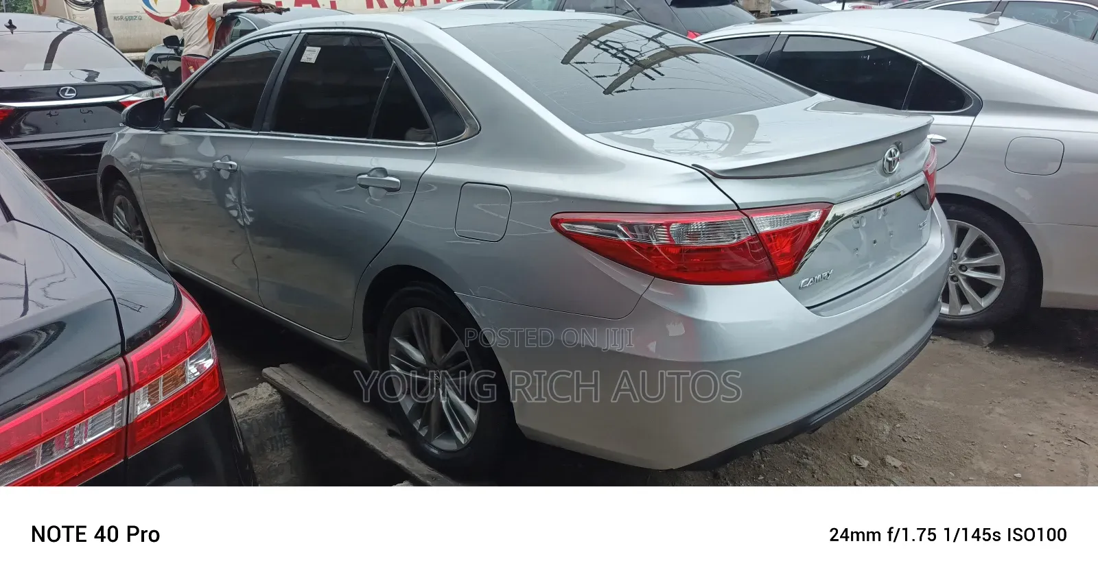 Toyota Camry 2016 Silver