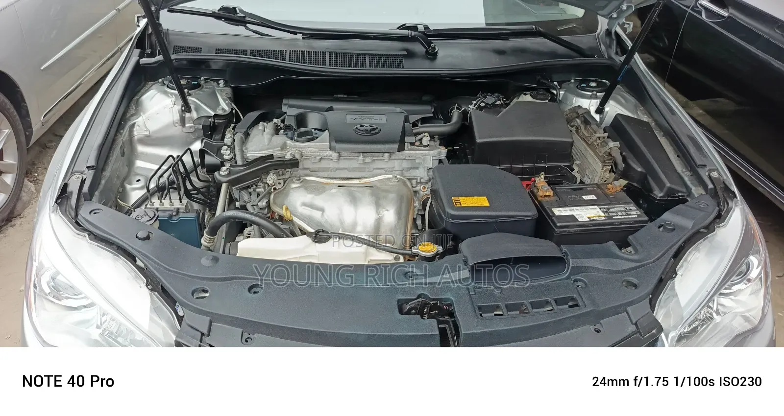 Toyota Camry 2016 Silver