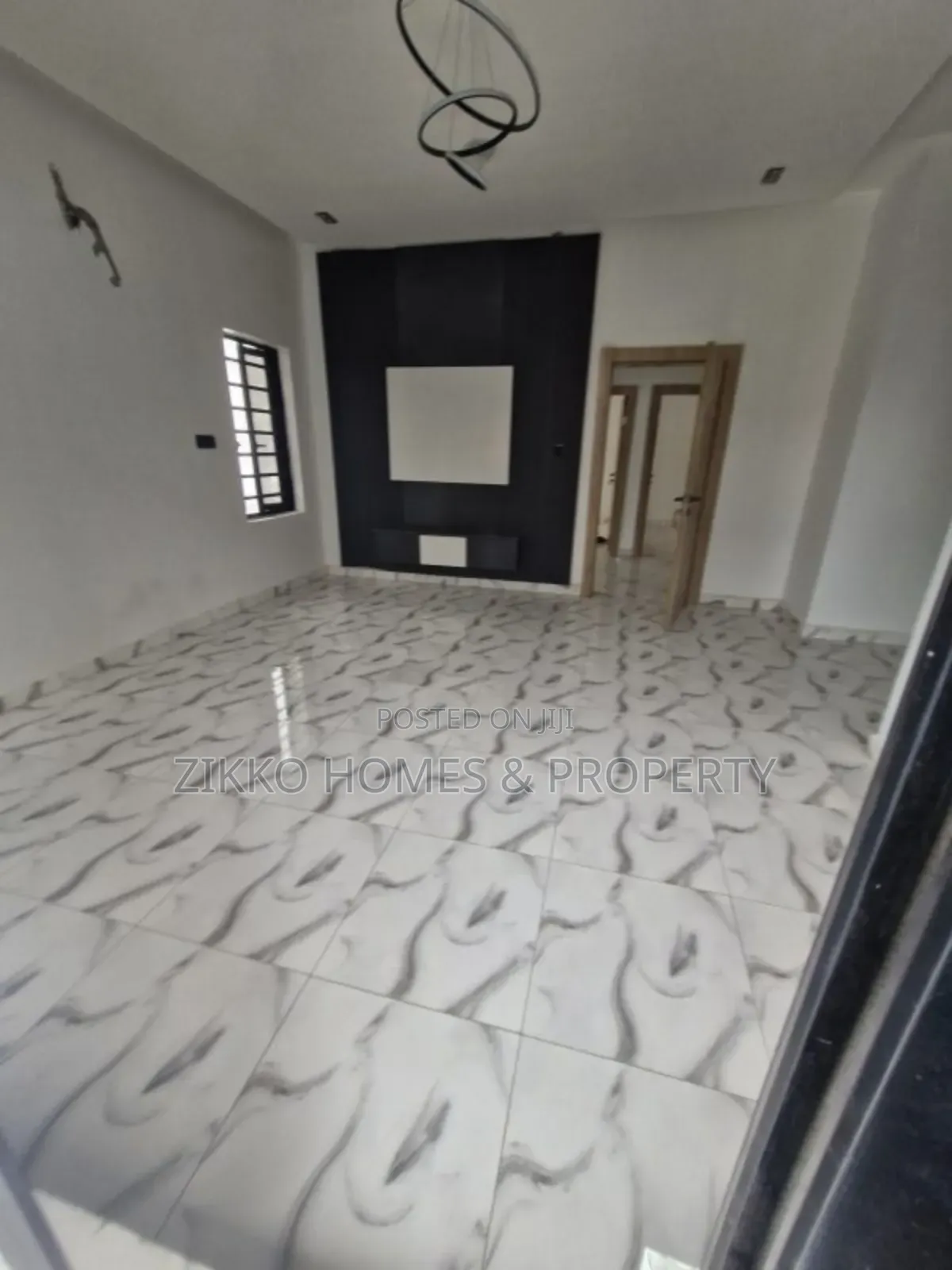 4bdrm Duplex in Ikota Gra, Chevron for sale