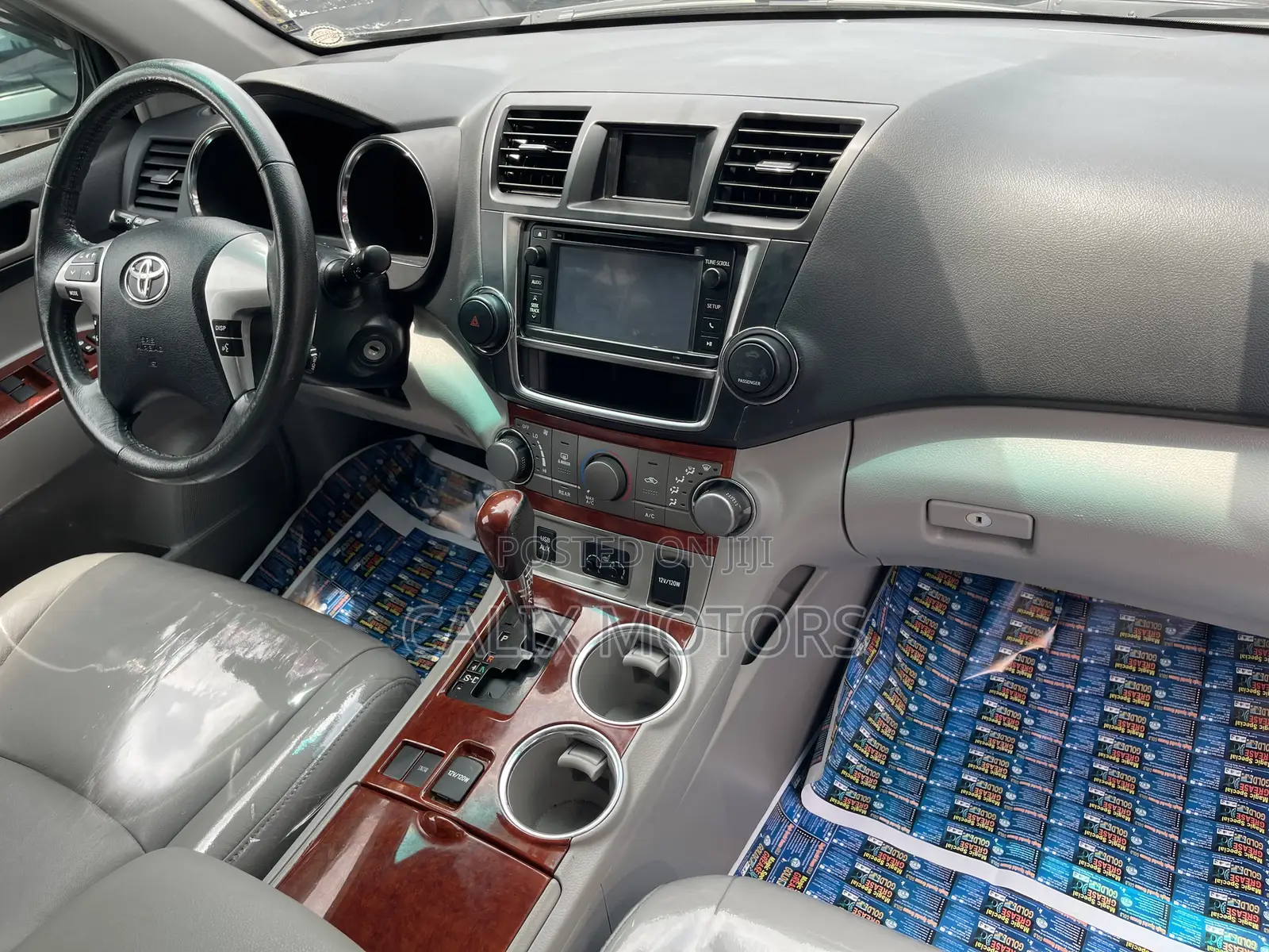 Toyota Highlander 2012 Gray