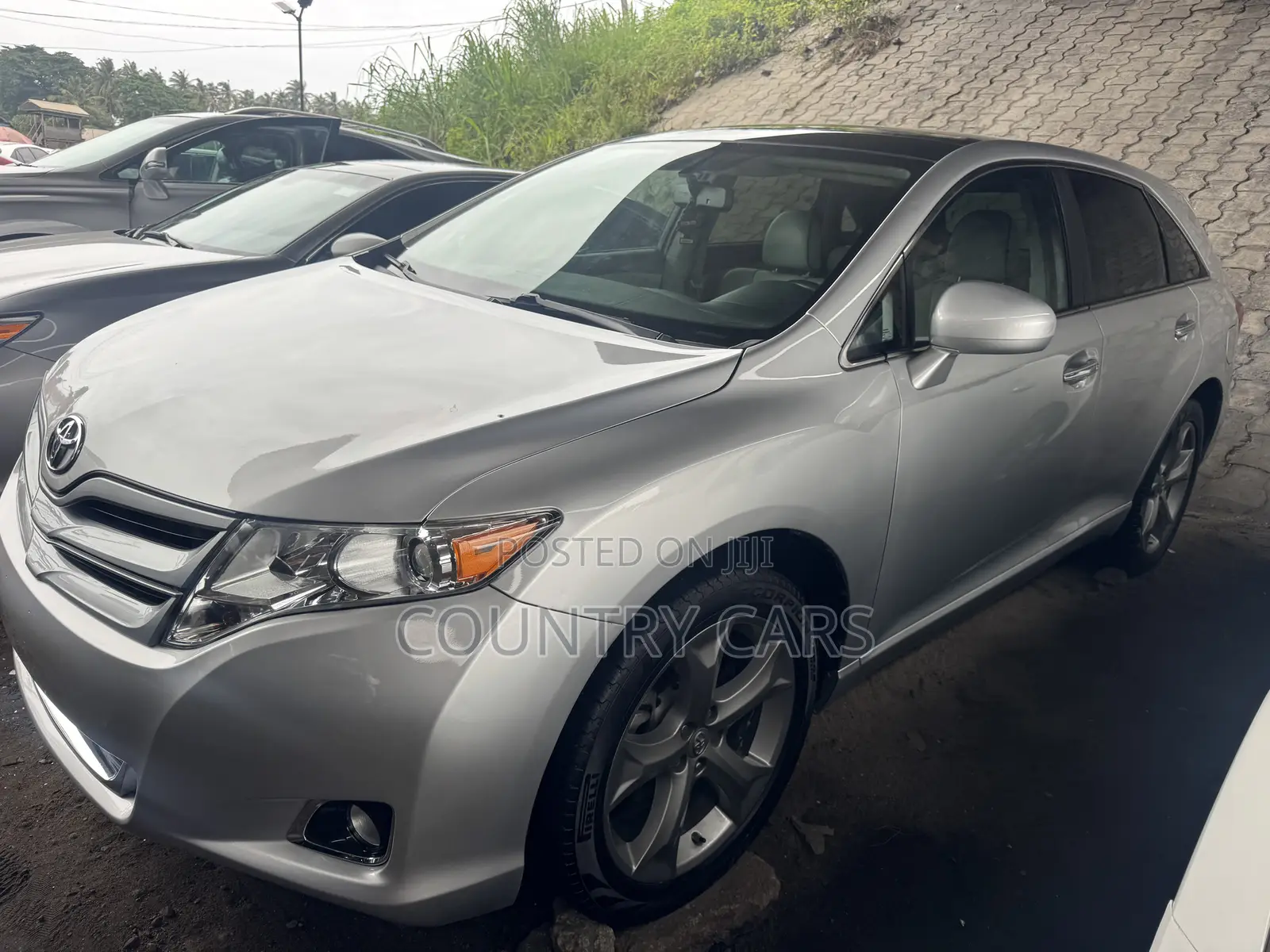 Toyota Venza V6 2012 Silver
