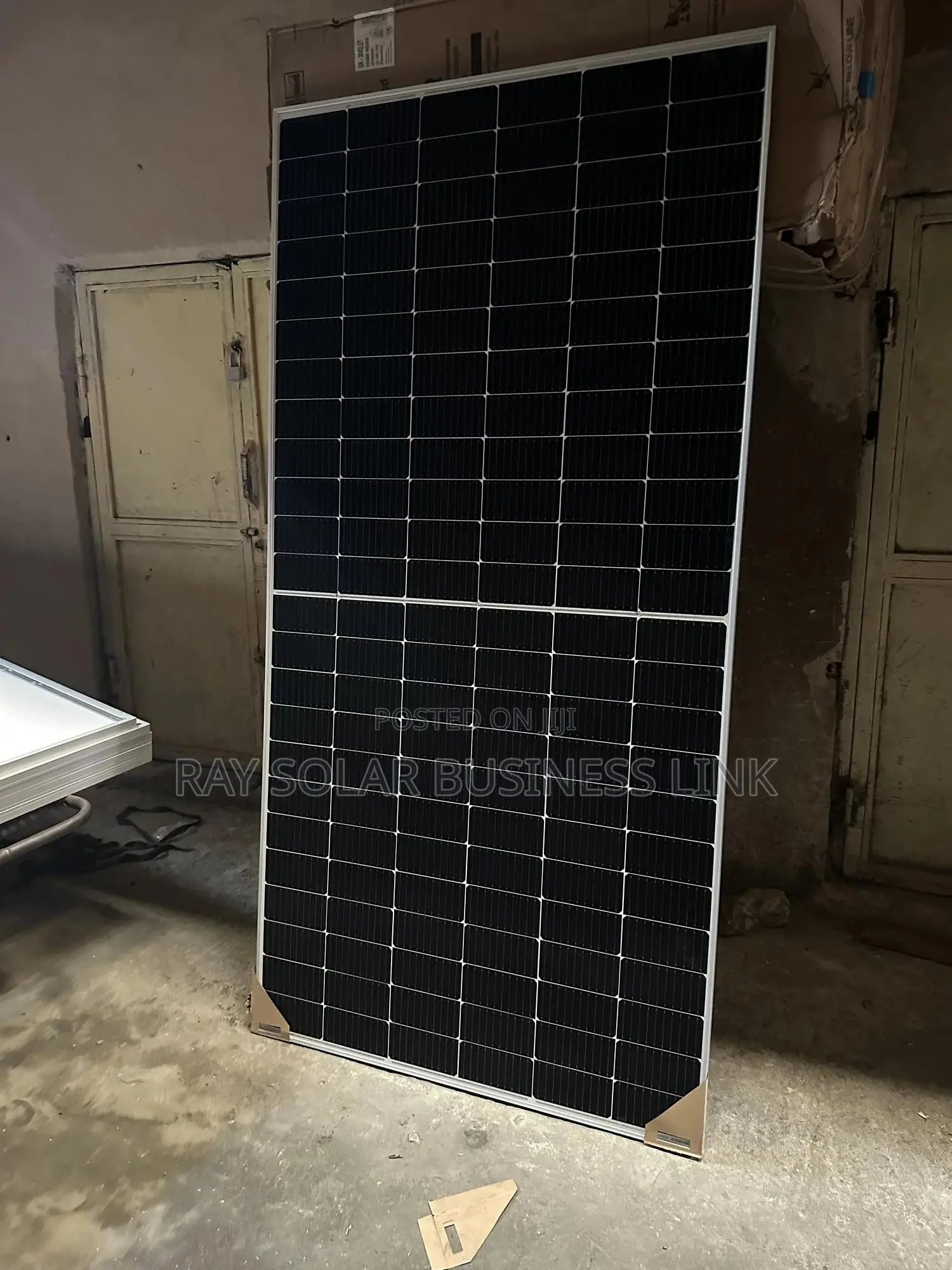 620 Original Jinko Panels Brand New