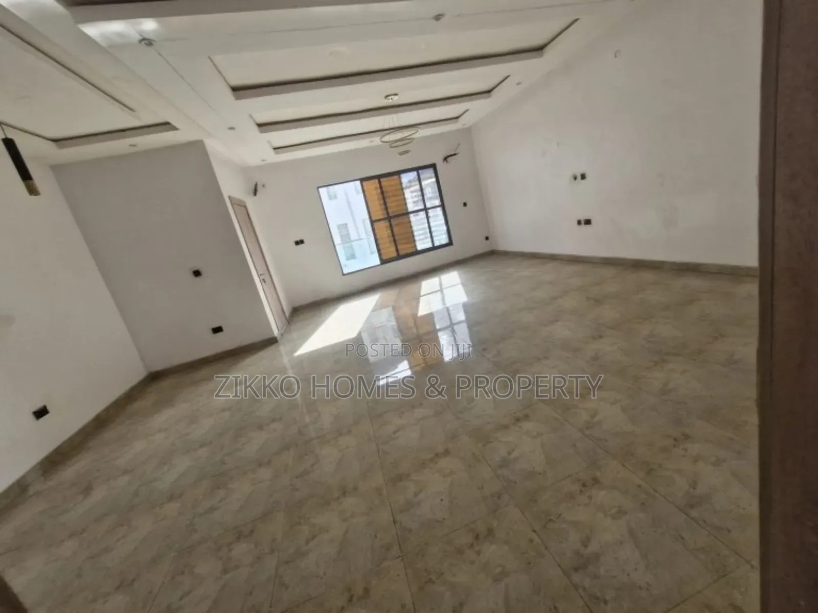 4bdrm Townhouse/Terrace in Lekki for sale