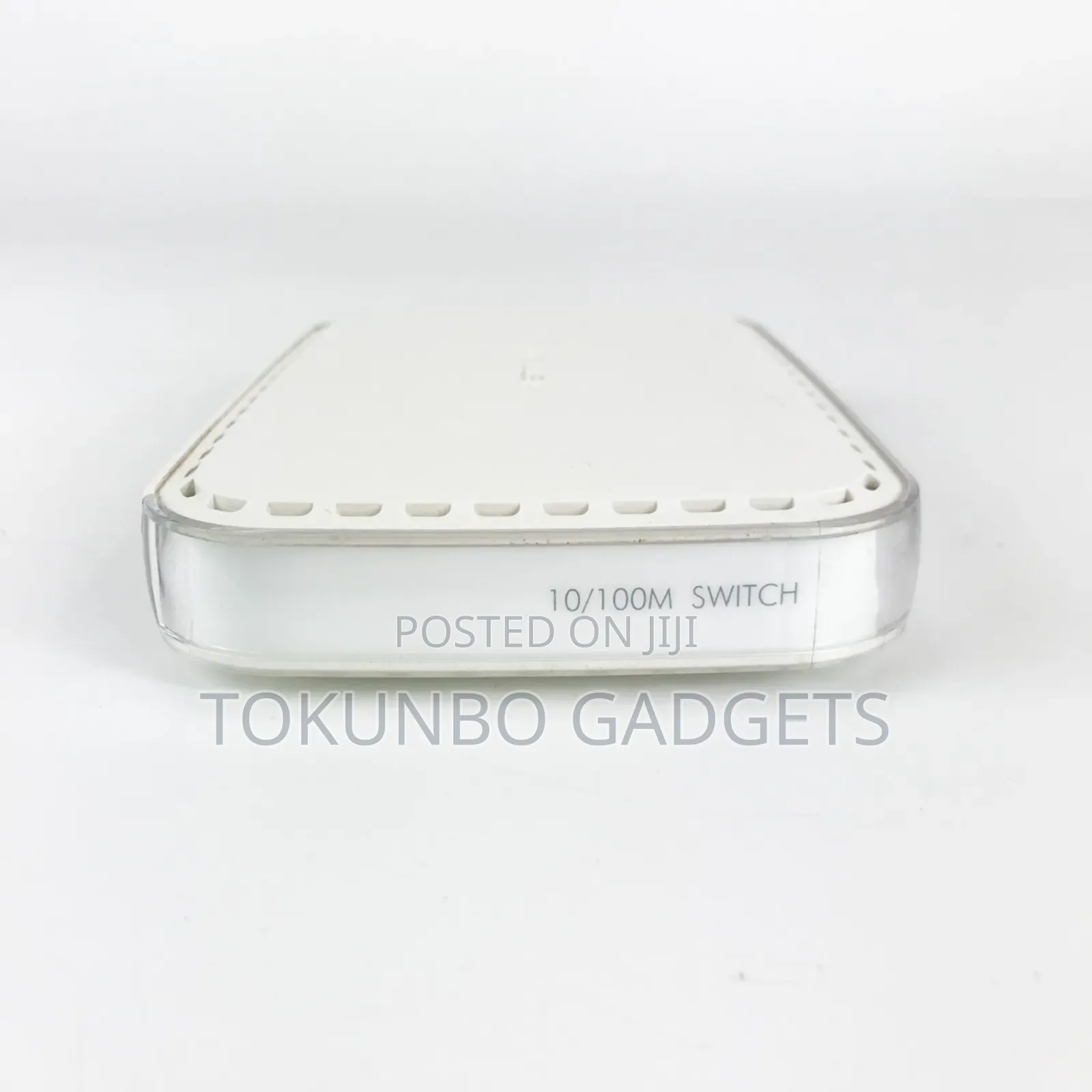 Netgear Fs608 V3 8 Port 10/100 MBPS Switch