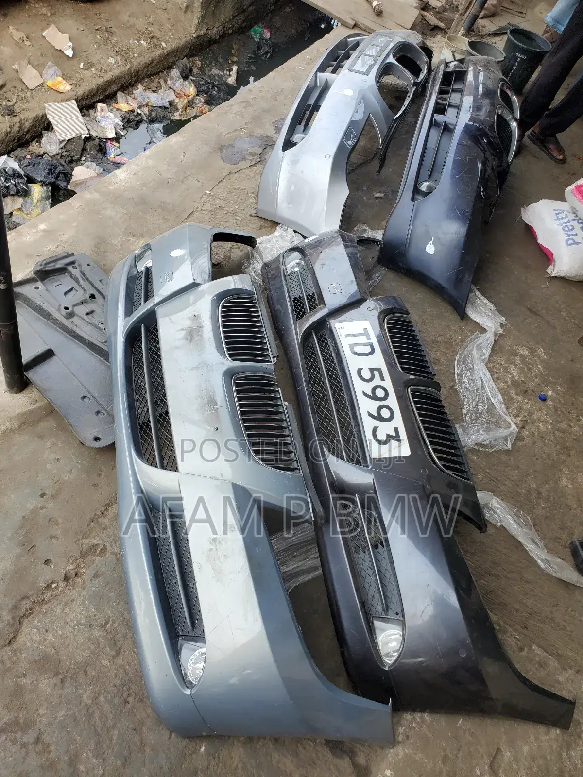 Front Bumper E90 05