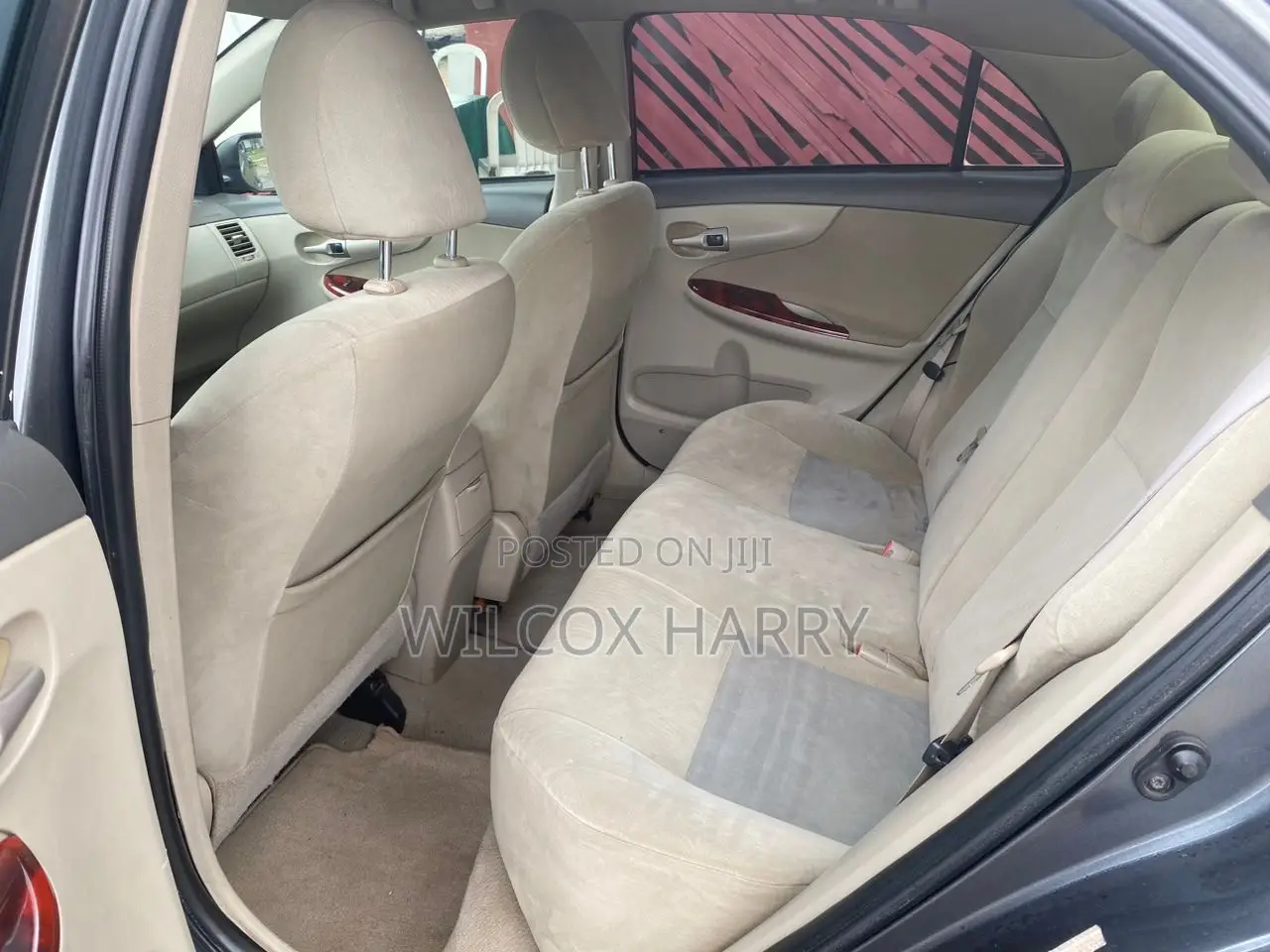 Toyota Corolla LE 4dr Sedan (1.8L 4cyl 4A) 2010 Gray