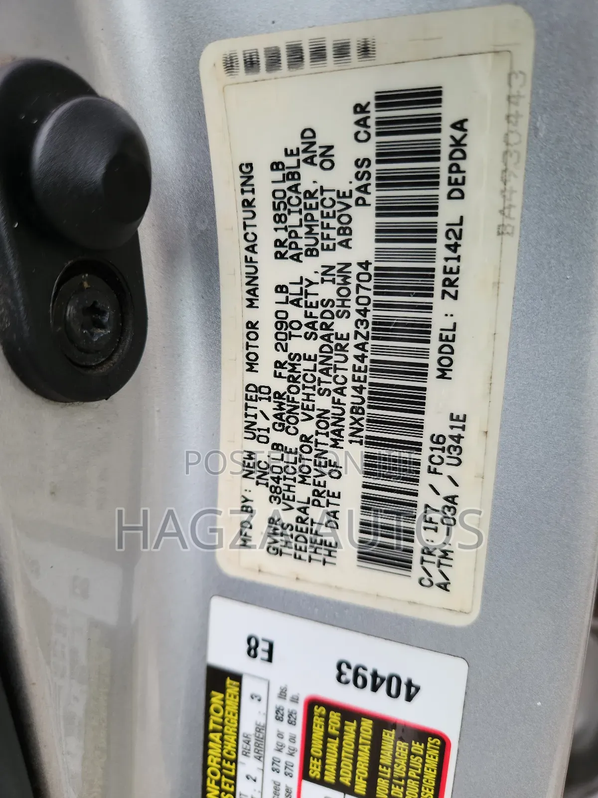 Toyota Corolla LE 4dr Sedan (1.8L 4cyl 4A) 2010 Silver
