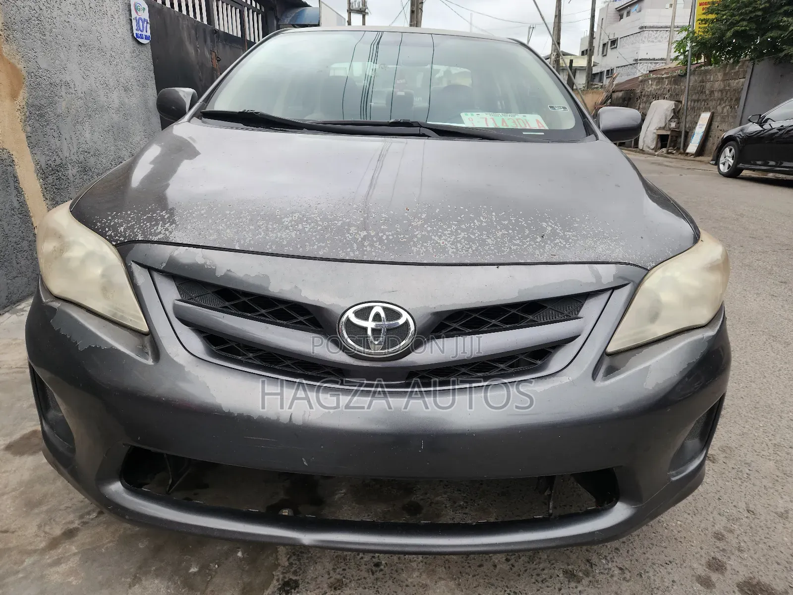 Toyota Corolla LE 4dr Sedan (1.8L 4cyl 4A) 2011 Gray