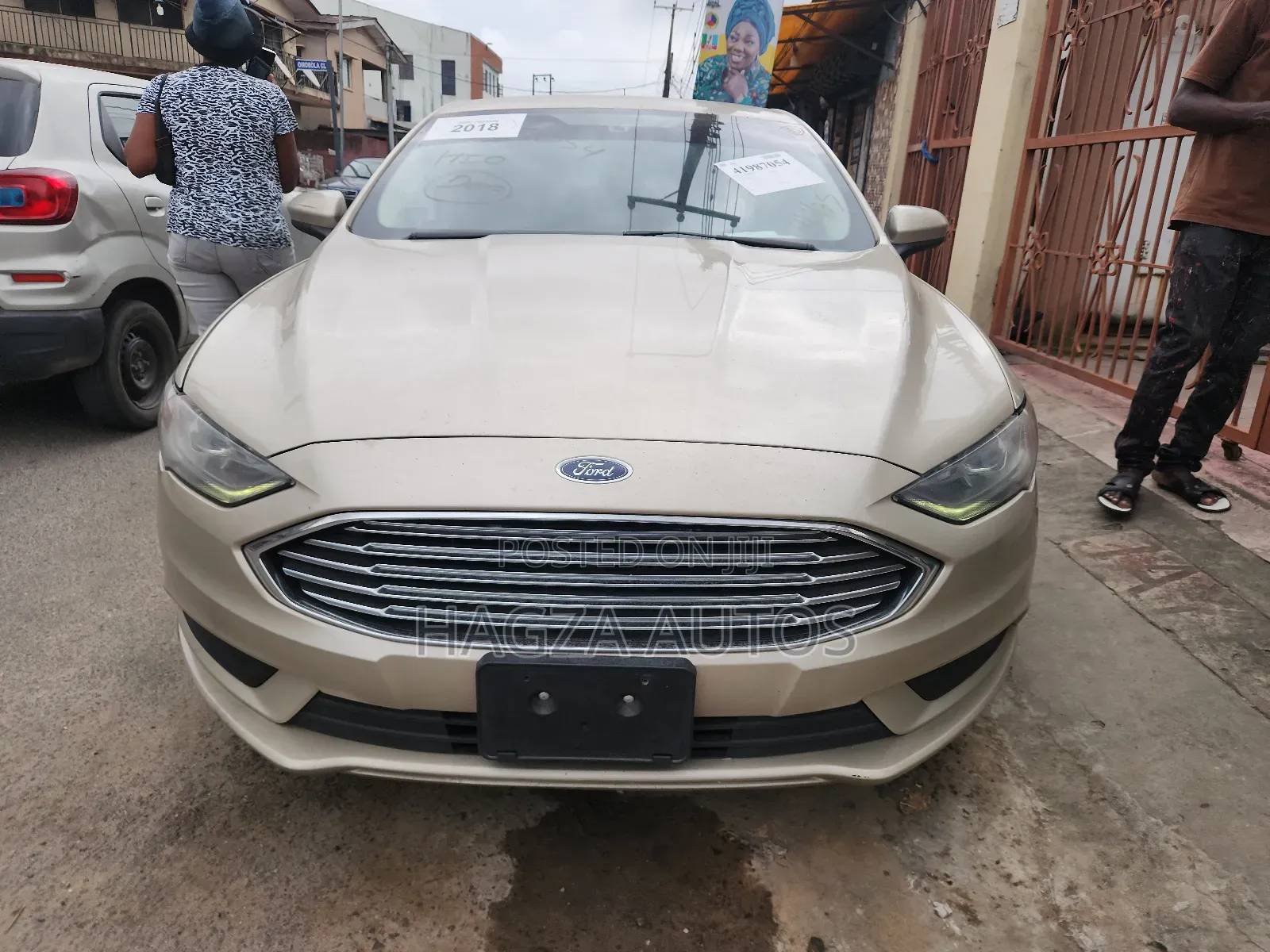 Ford Fusion SE FWD 2018 Gold
