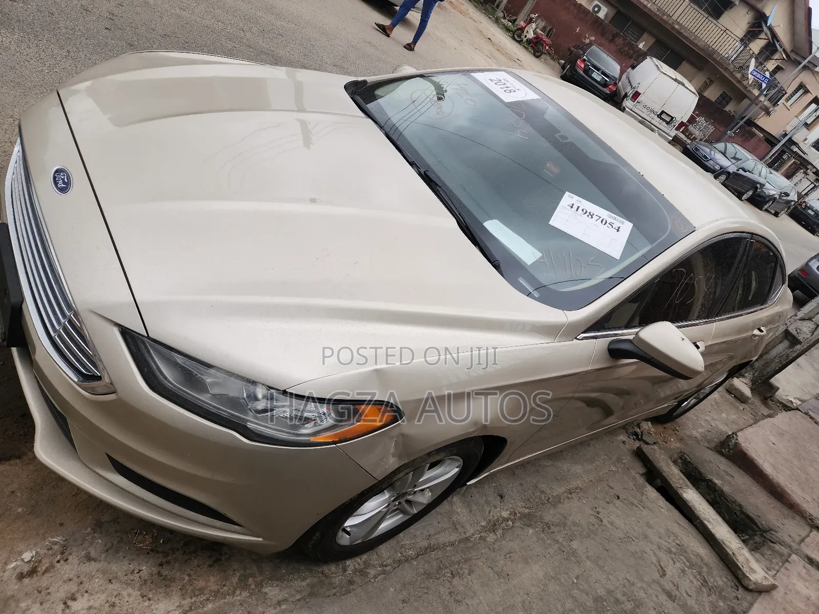 Ford Fusion SE FWD 2018 Gold