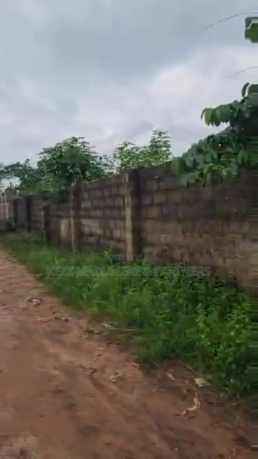 For Sale : 3 Fenced With Gate at Ogbosisi Rd Egbu Owerri