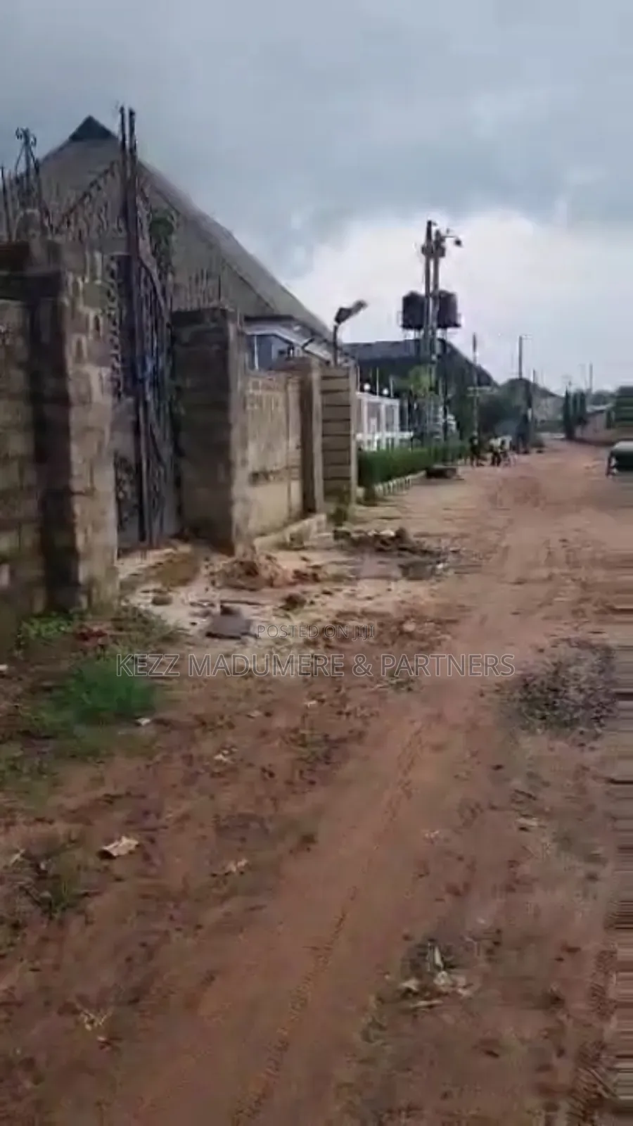 For Sale : 3 Fenced With Gate at Ogbosisi Rd Egbu Owerri