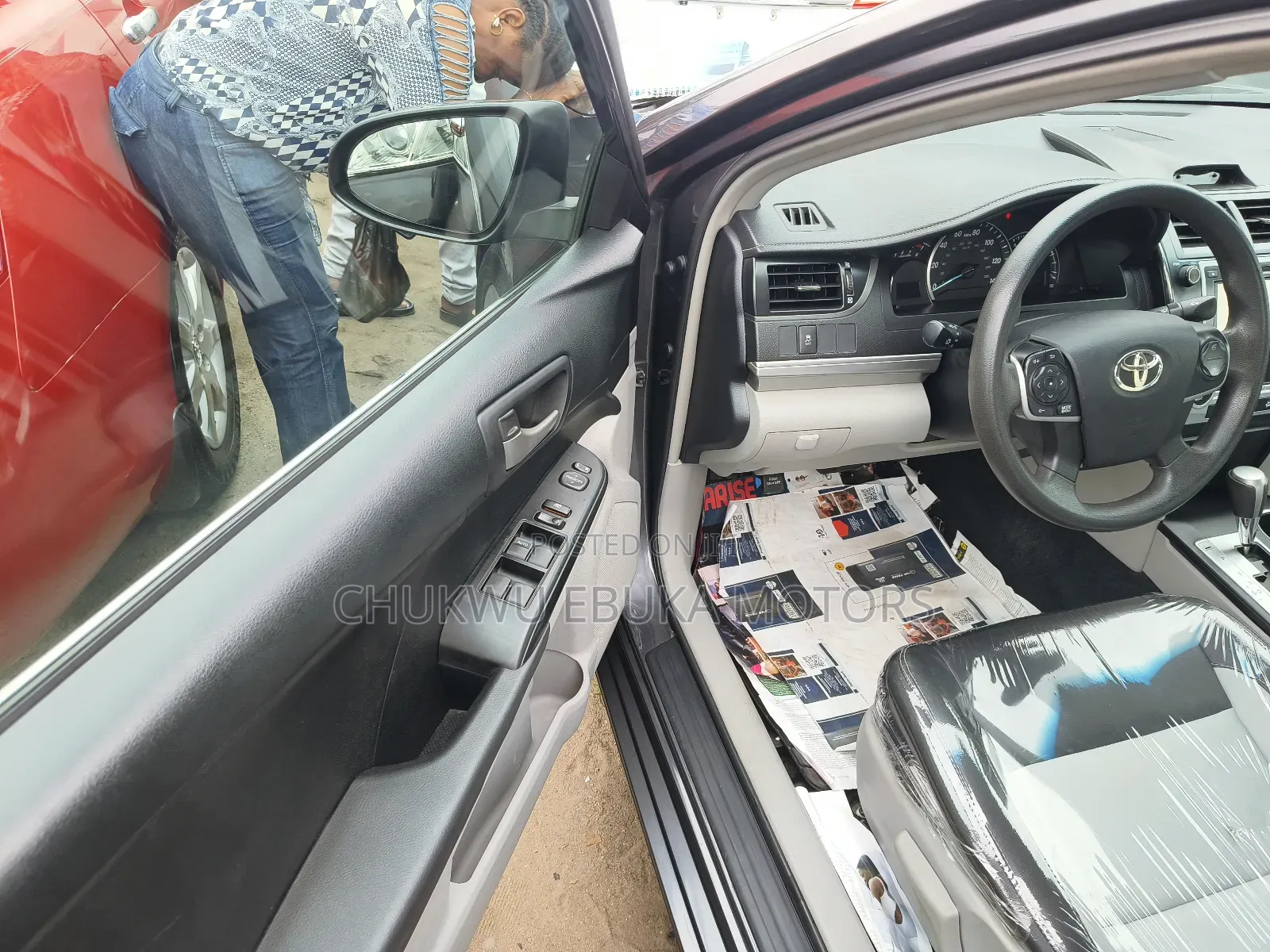 Toyota Camry LE 4dr Sedan (2.5L 4cyl 6A) 2012 Gray