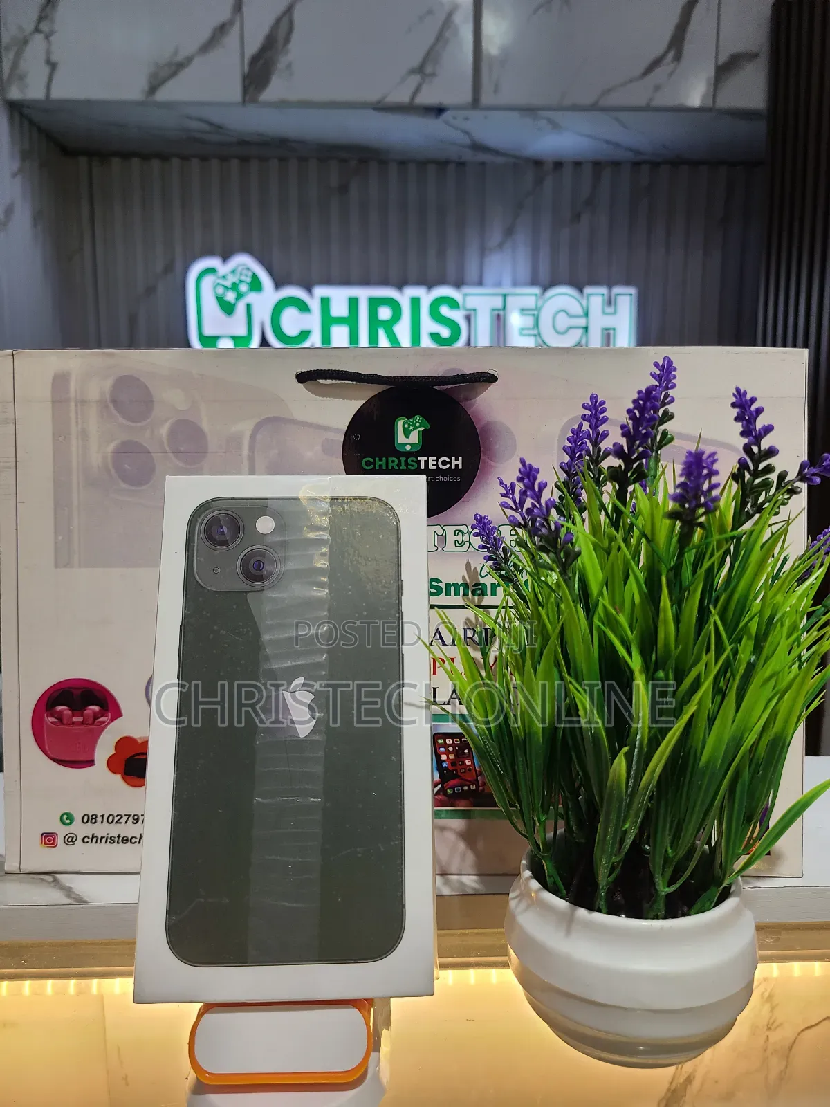 New Apple iPhone 13 128 GB Green