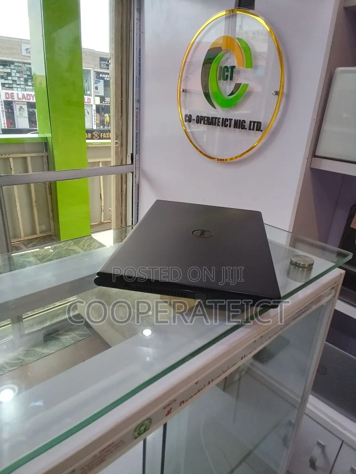 Laptop Dell Vostro 3558 4GB Intel SSHD (Hybrid) 500GB