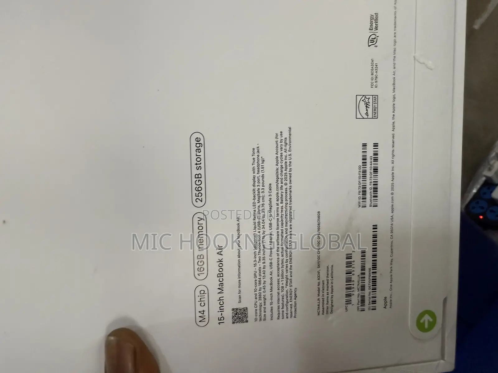 New Laptop Apple MacBook Air 2025 M4 15-inch 16GB Apple M4 SSD 256GB