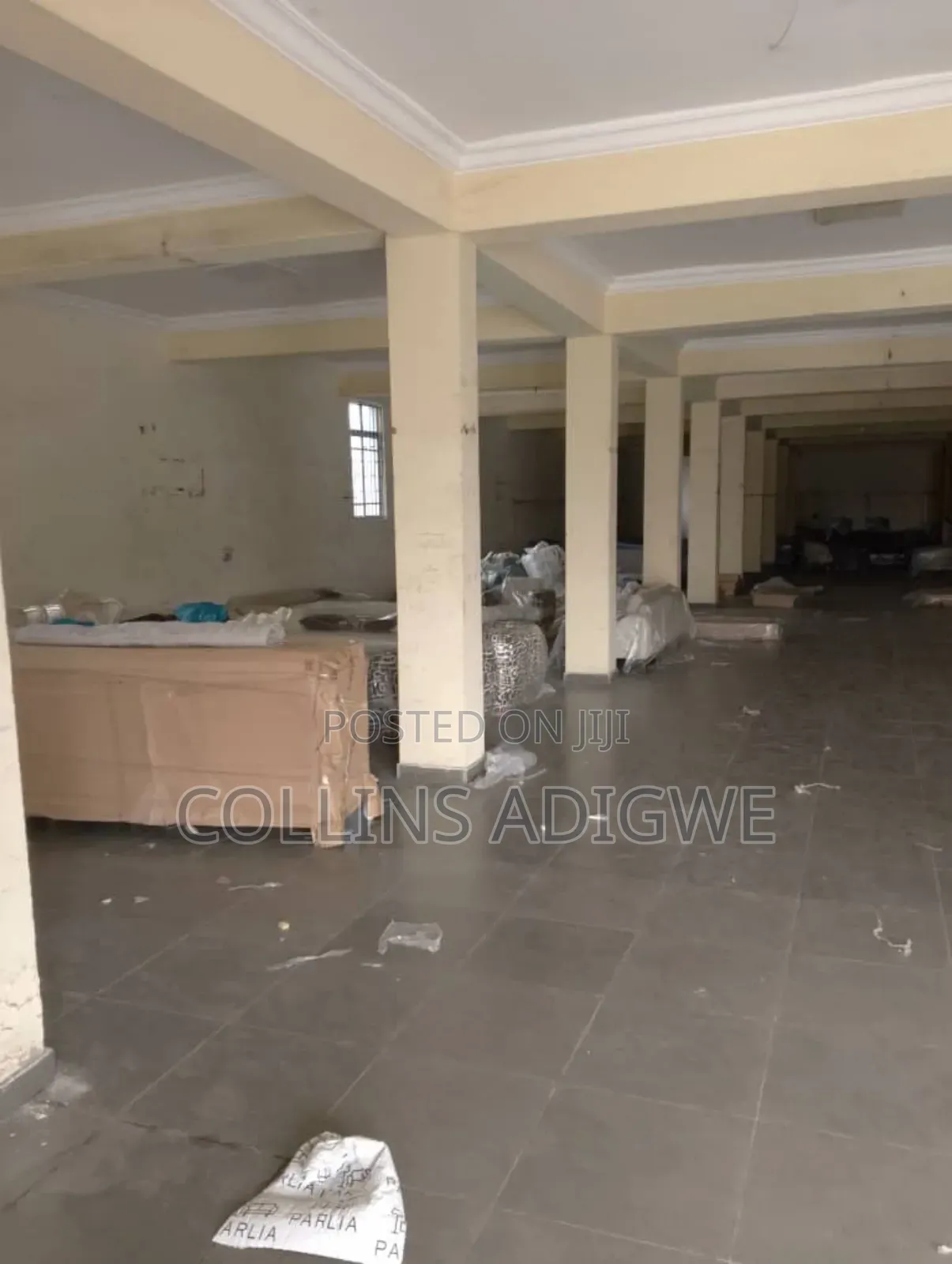 600sqm Showroom