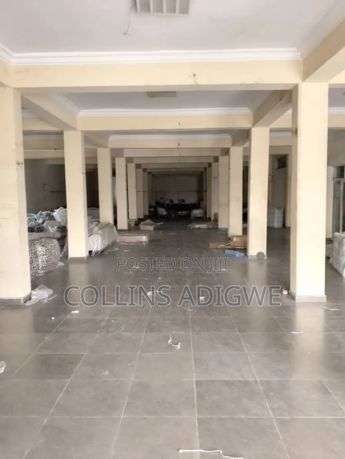 600sqm Showroom