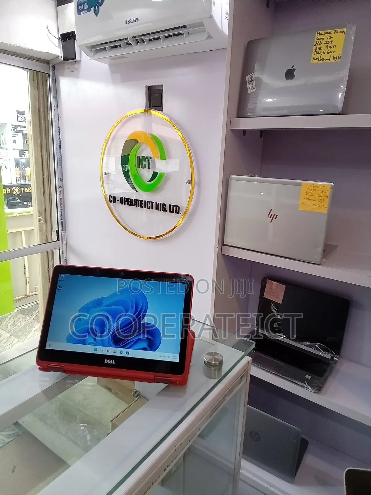 Laptop Dell Inspiron 11 3000 4GB Intel SSHD (Hybrid) 500GB