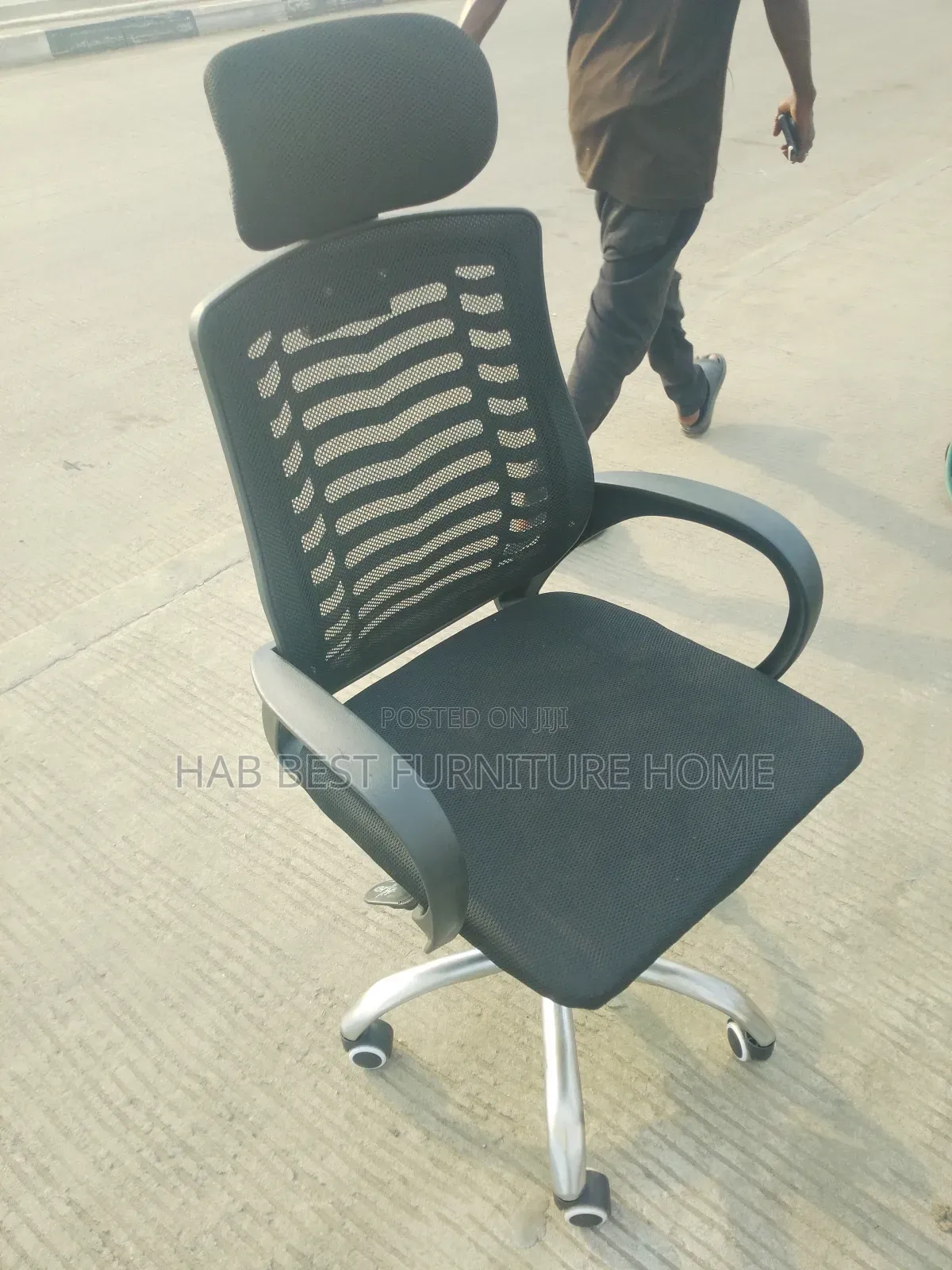 Executive Office Chair (Headrest)