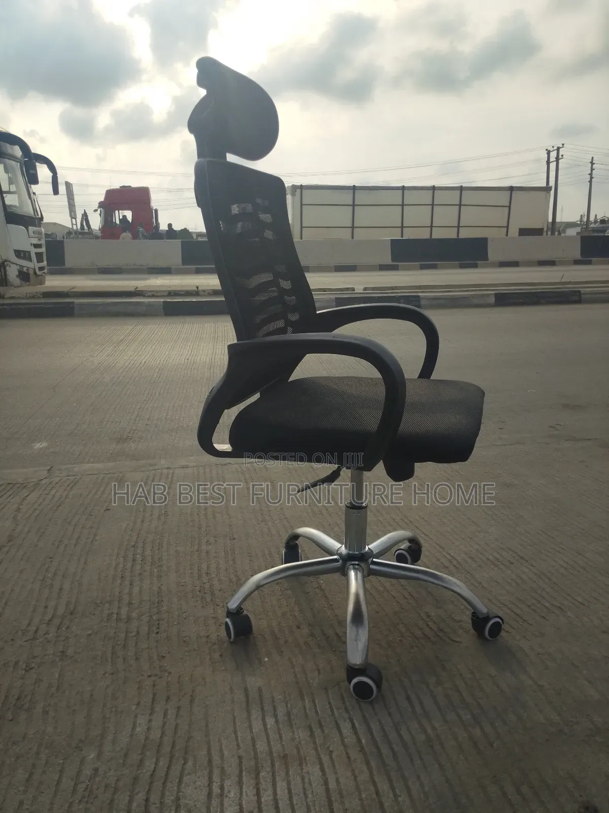 Executive Office Chair (Headrest)