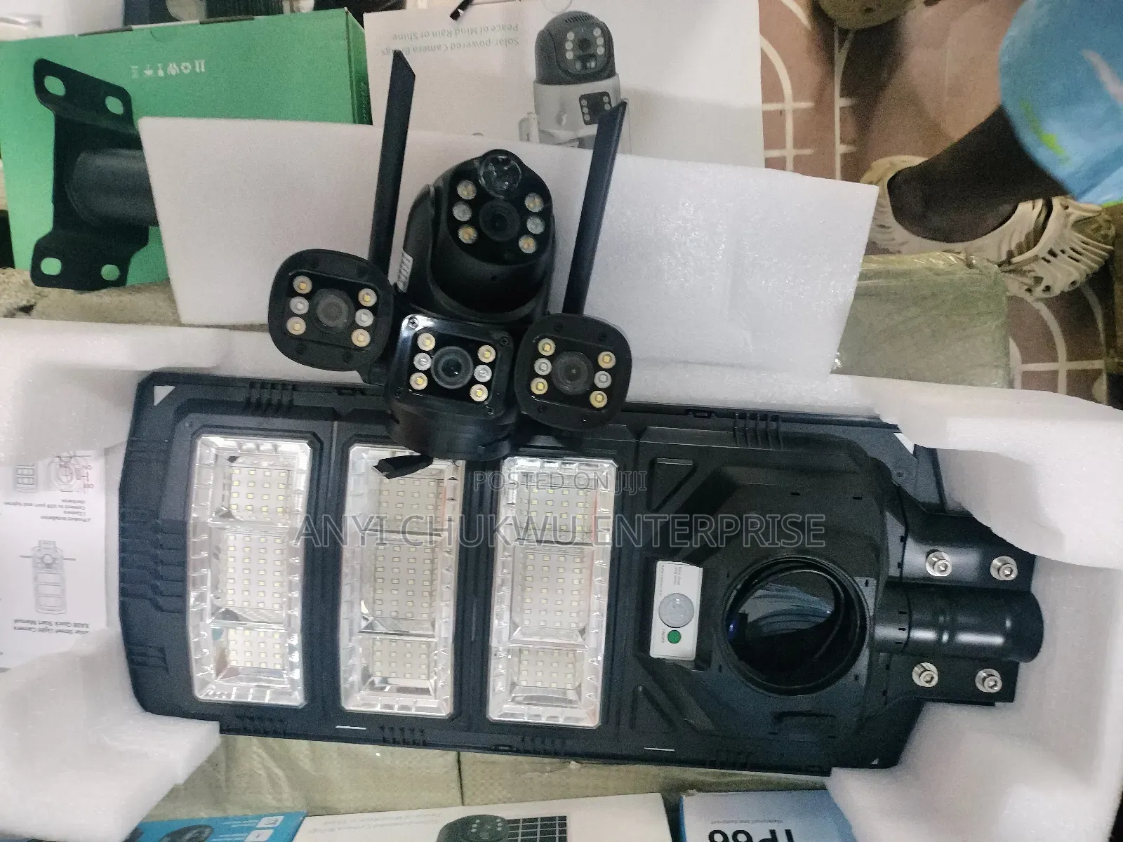 New Brand Ai Solar Camera+Lighting 2 In1