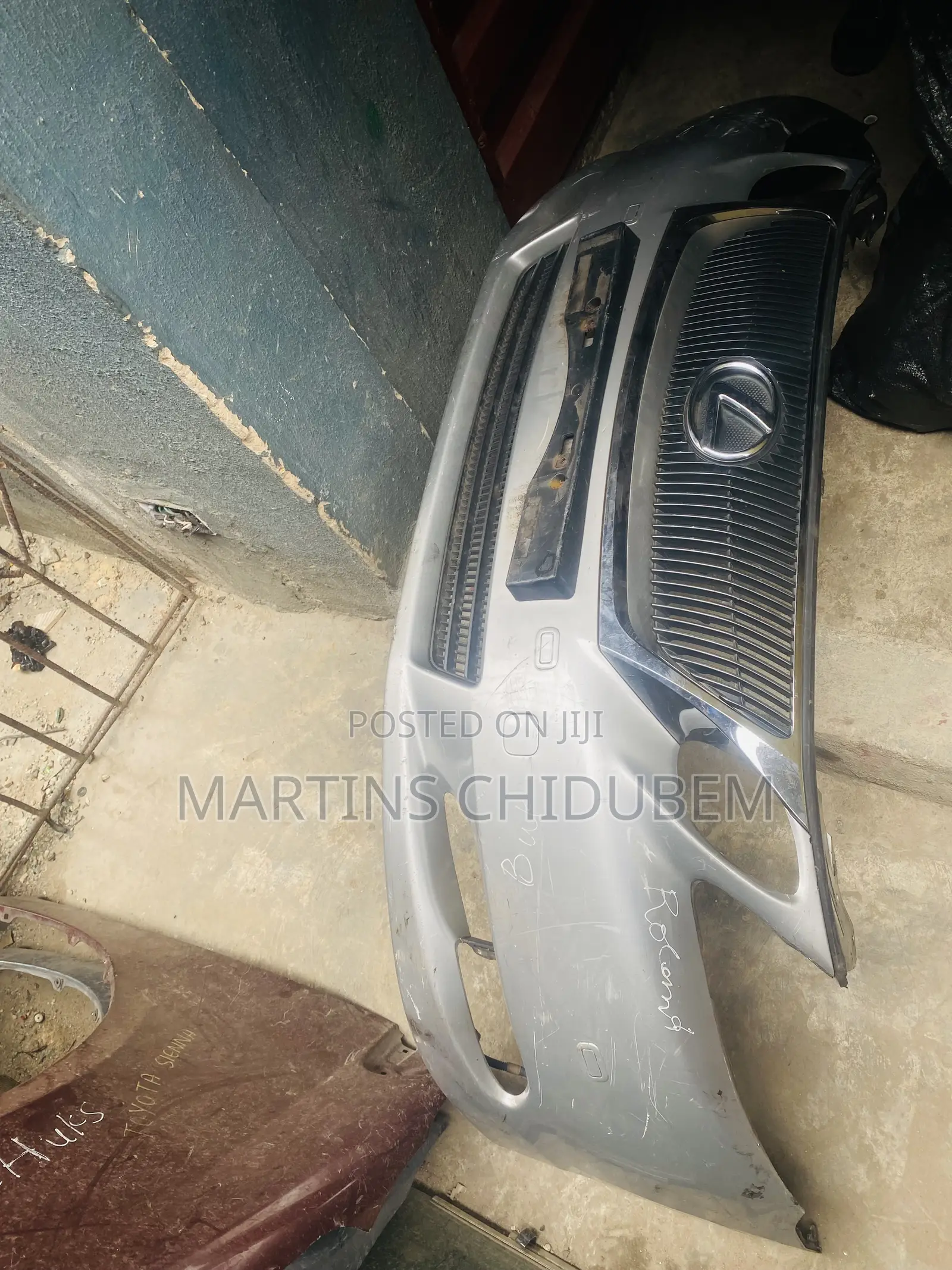 Complete Bumper for Gs350 2010 Model