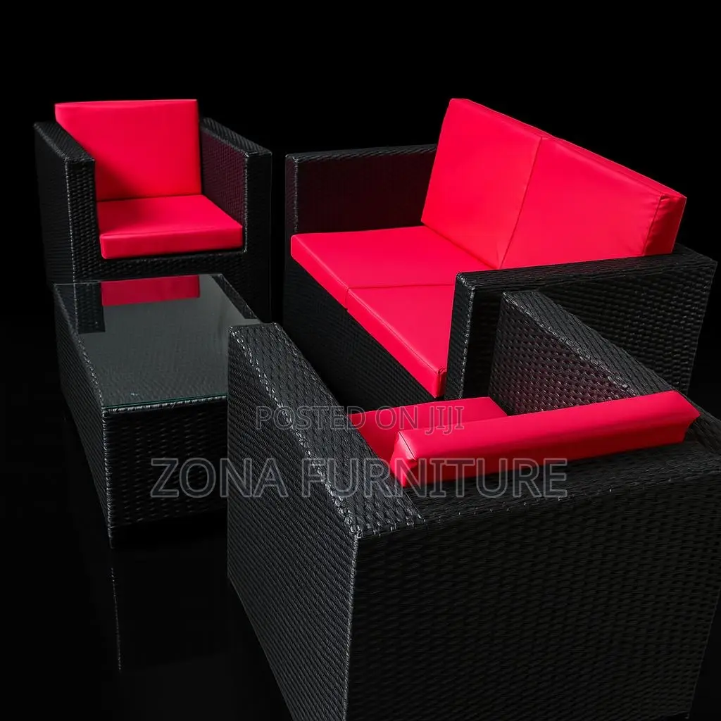 Seven Seater’S Outdoor Chairs With Cushions