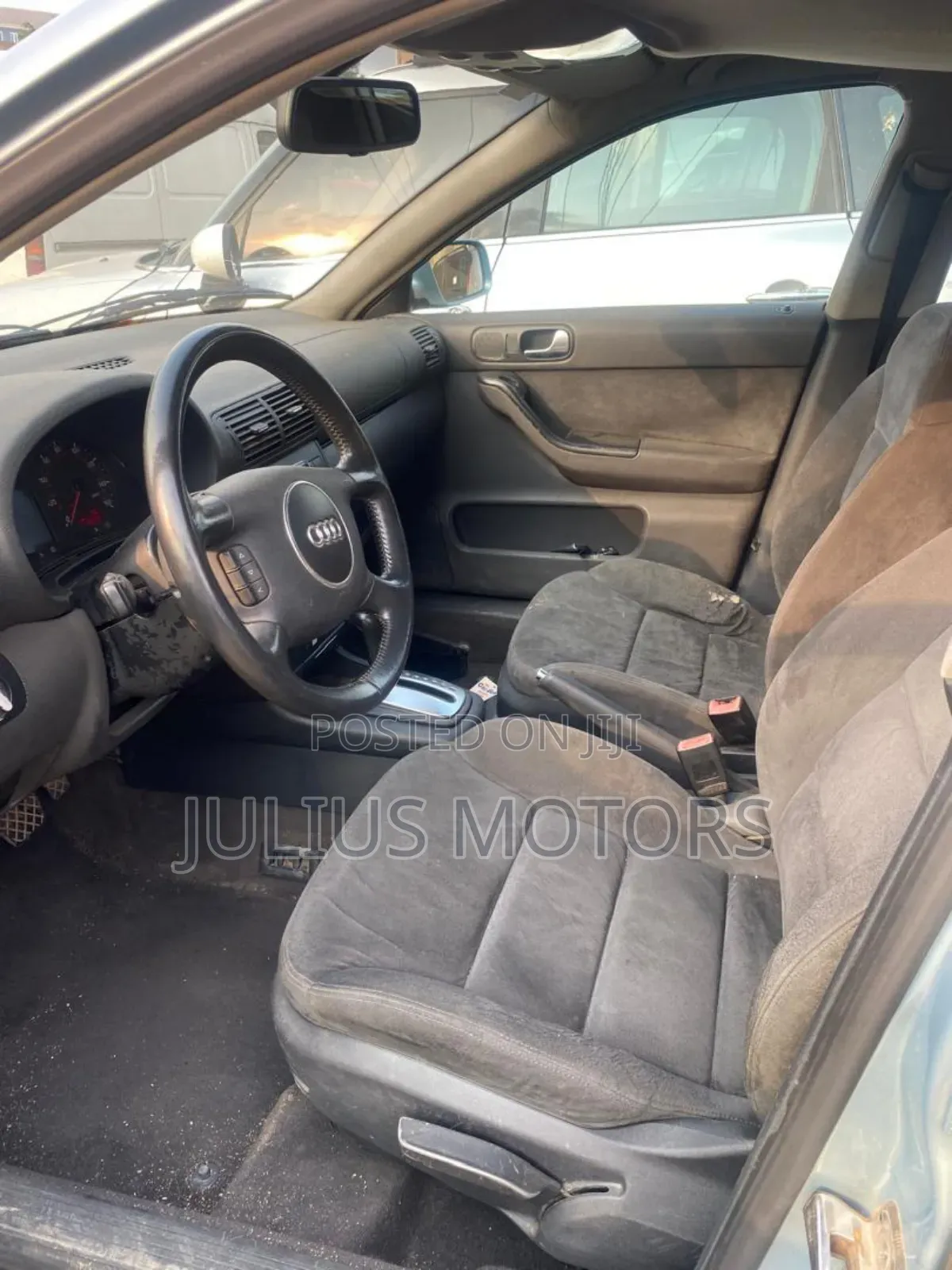 Audi A3 1.6 Attraction 2002 Blue