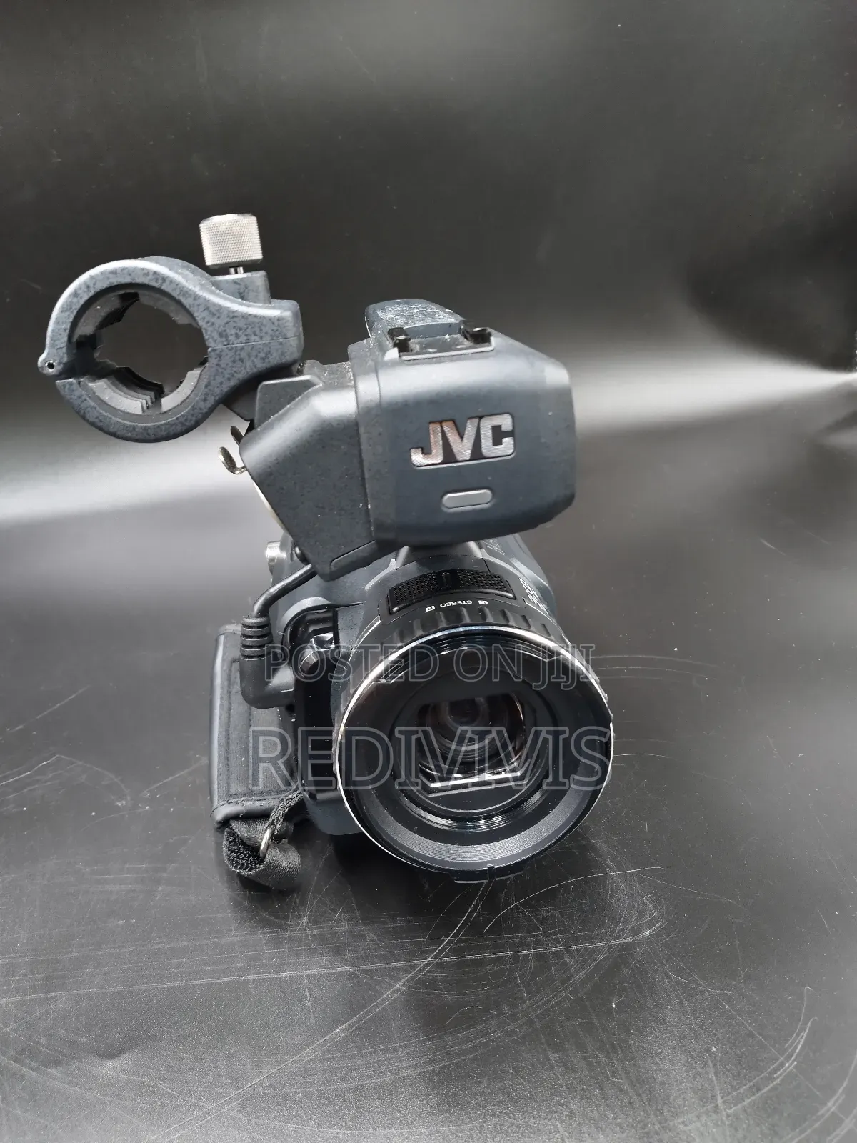 JVC Gy-Hm100e Prohd Camcoder - Full Hd, 3ccd, Dual Sdhc, XLR Audio