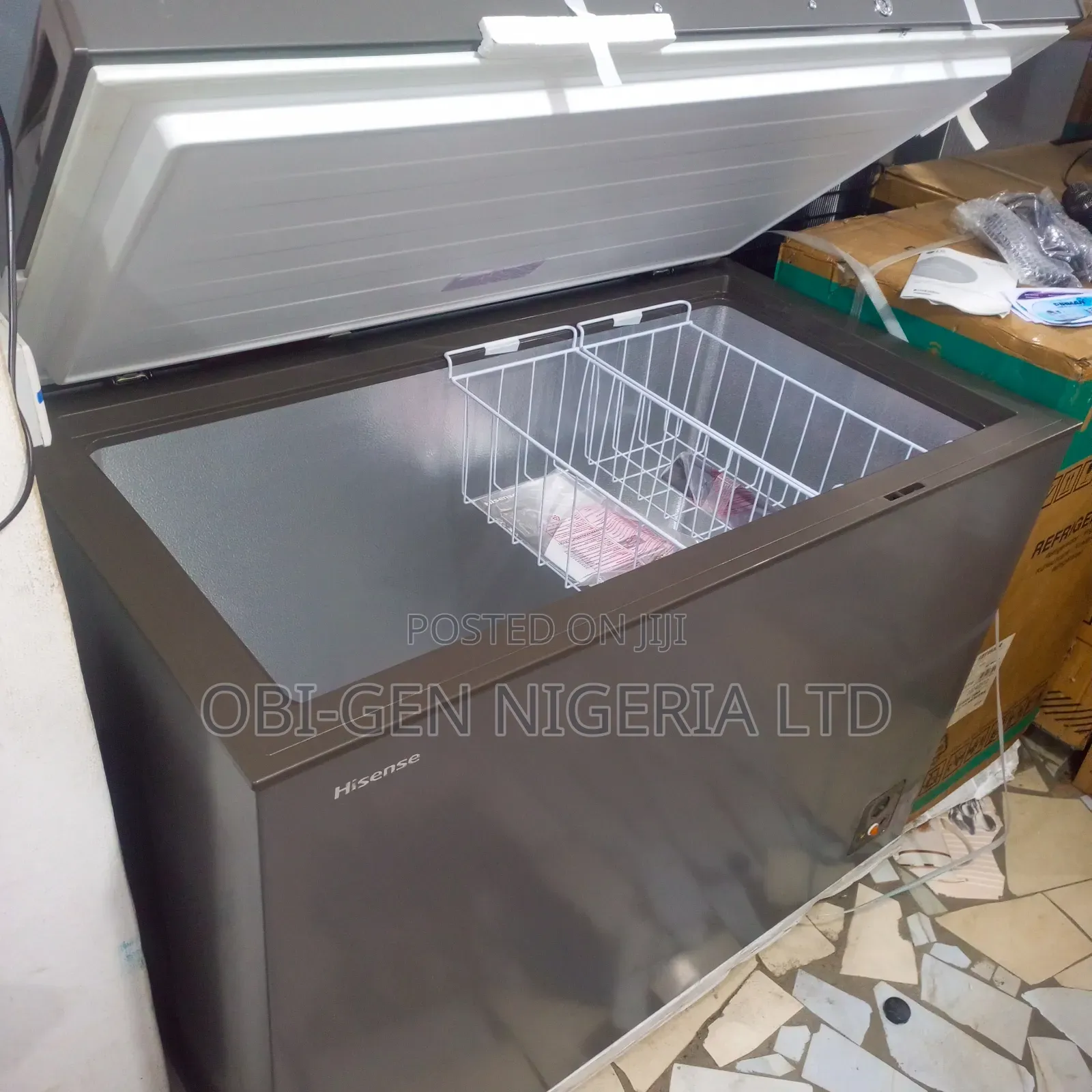 Hisense Fc390sh 297l Chest Freezer Set