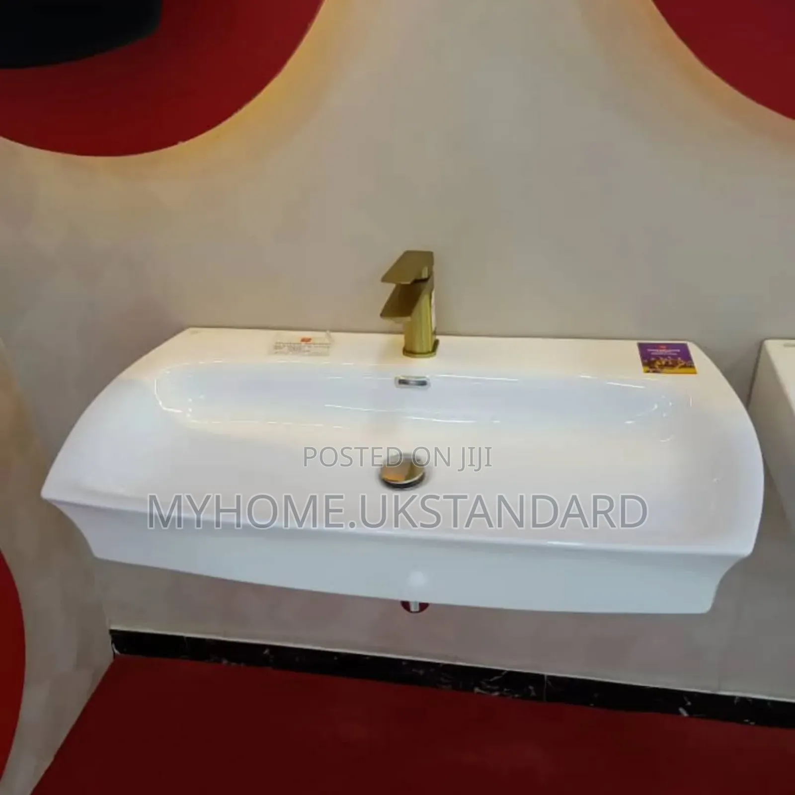 Wall-Mounted Ceramic Wash Basin