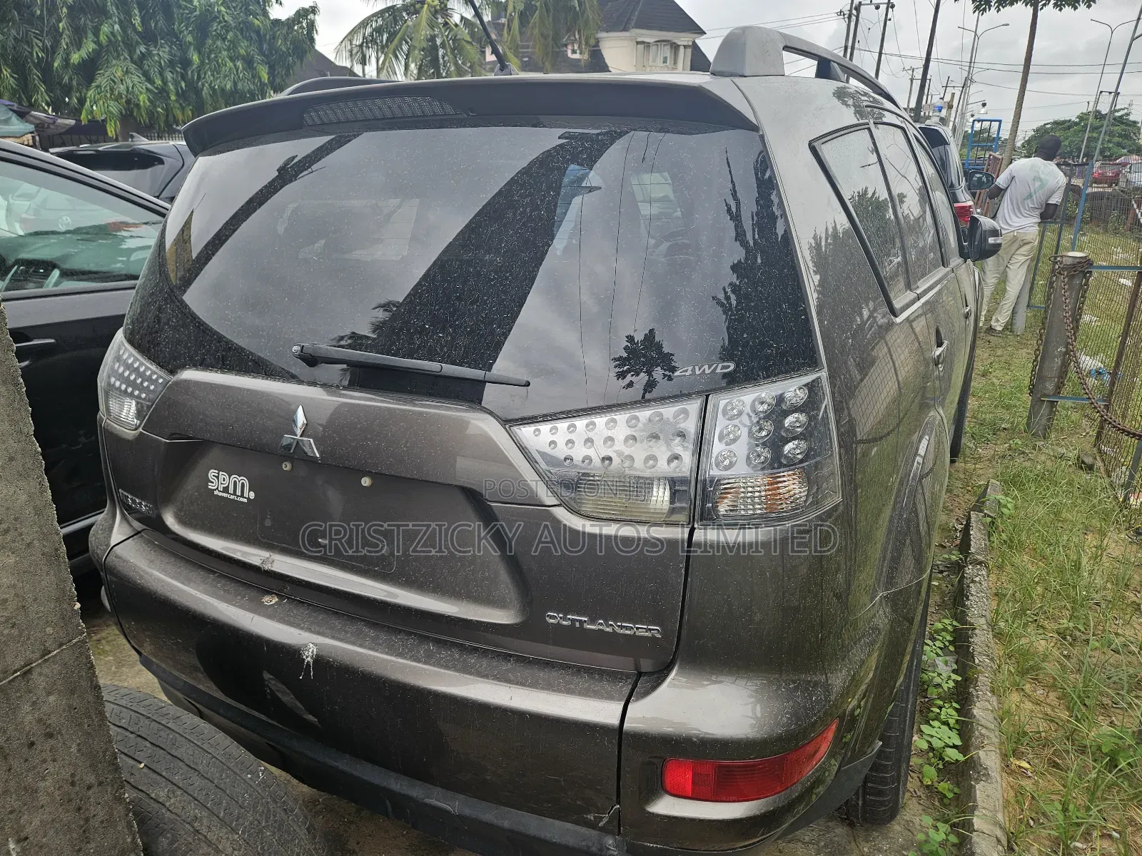 Mitsubishi Outlander 2012 Brown