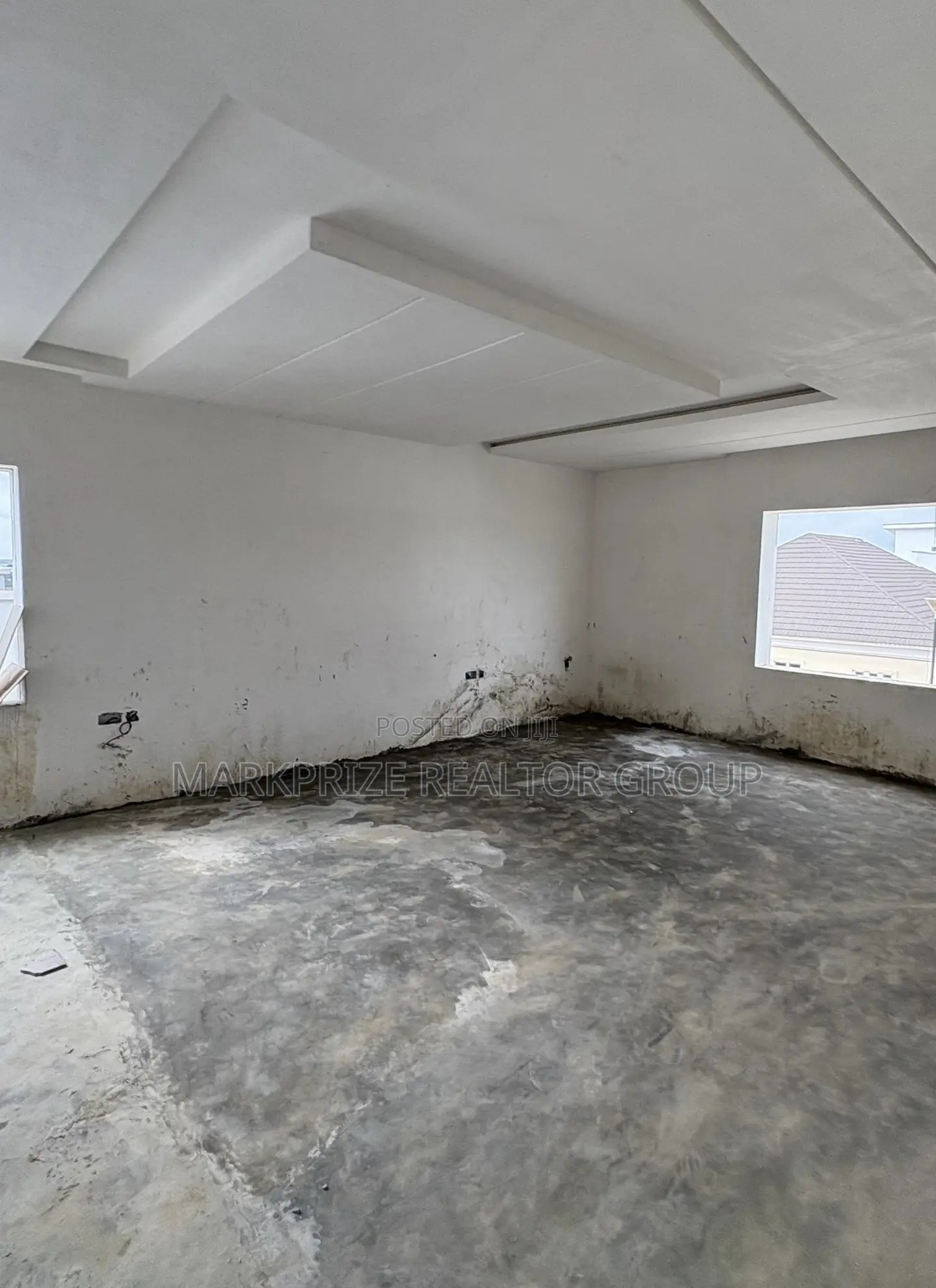 4bdrm Duplex in Kolapo Ishola Gra, for sale