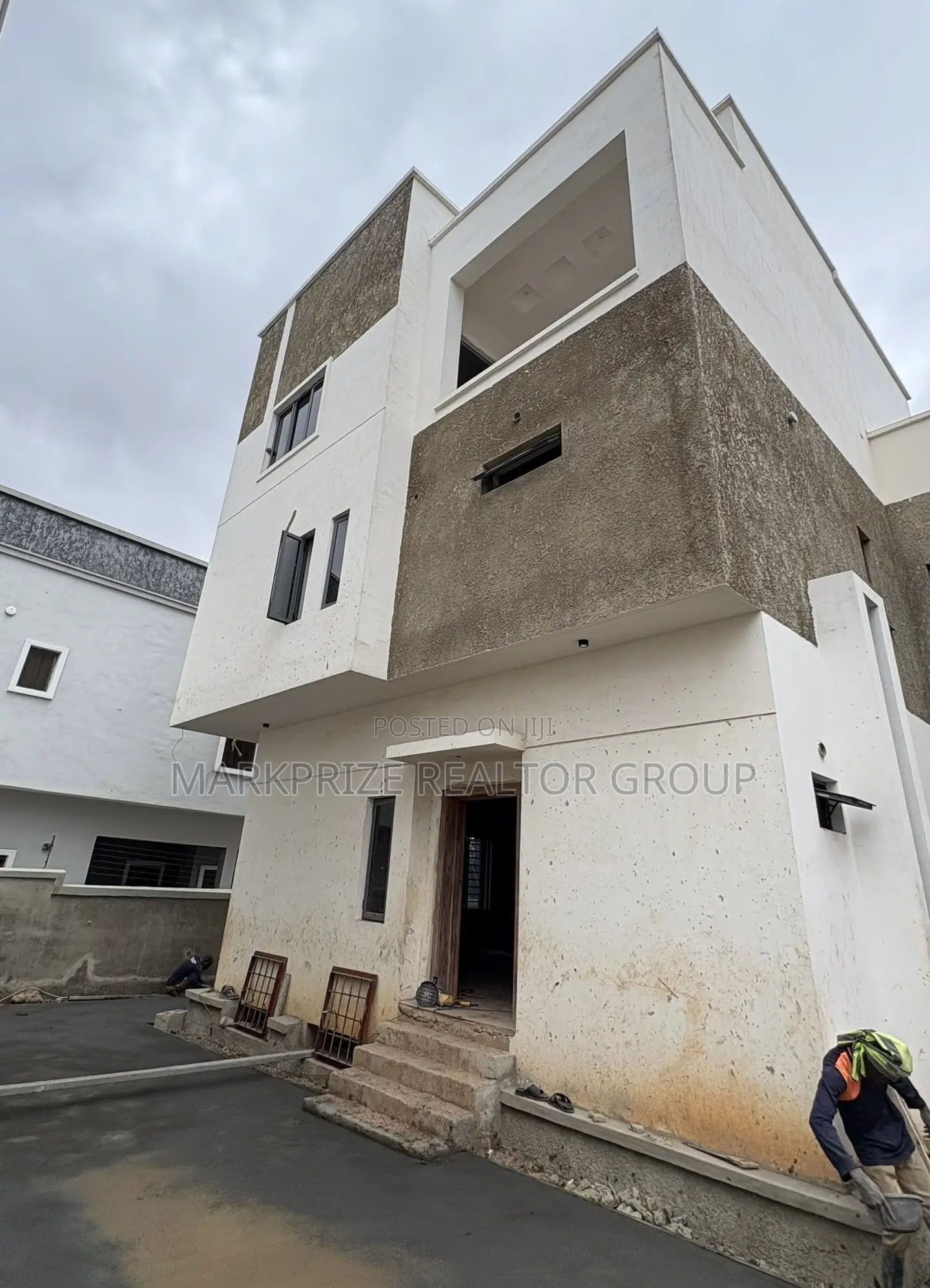 4bdrm Duplex in Kolapo Ishola Gra, for sale